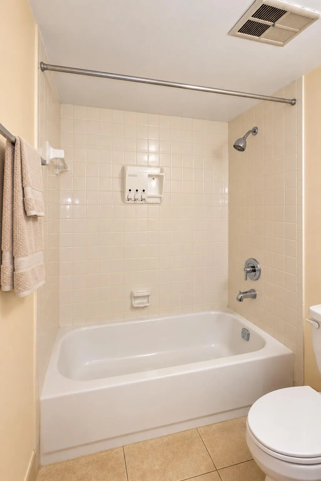 6070 NW 64TH Avenue NW #204