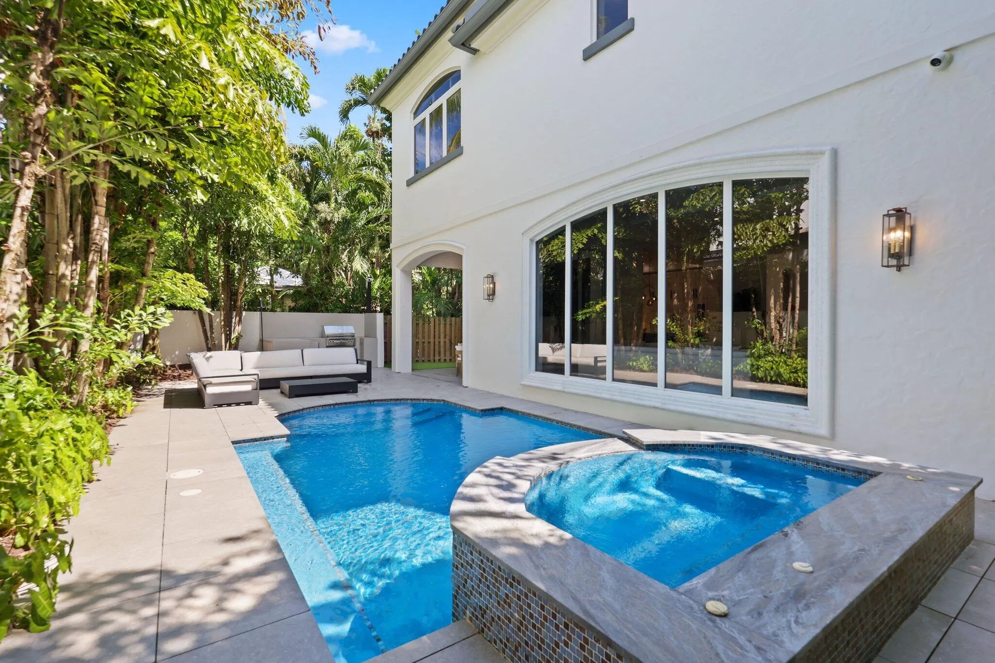 755 W Fern Drive