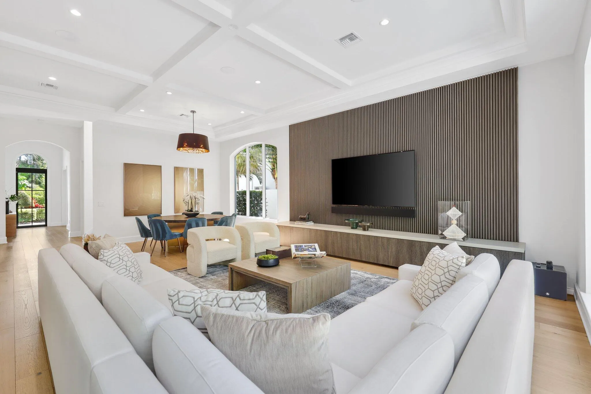 755 W Fern Drive