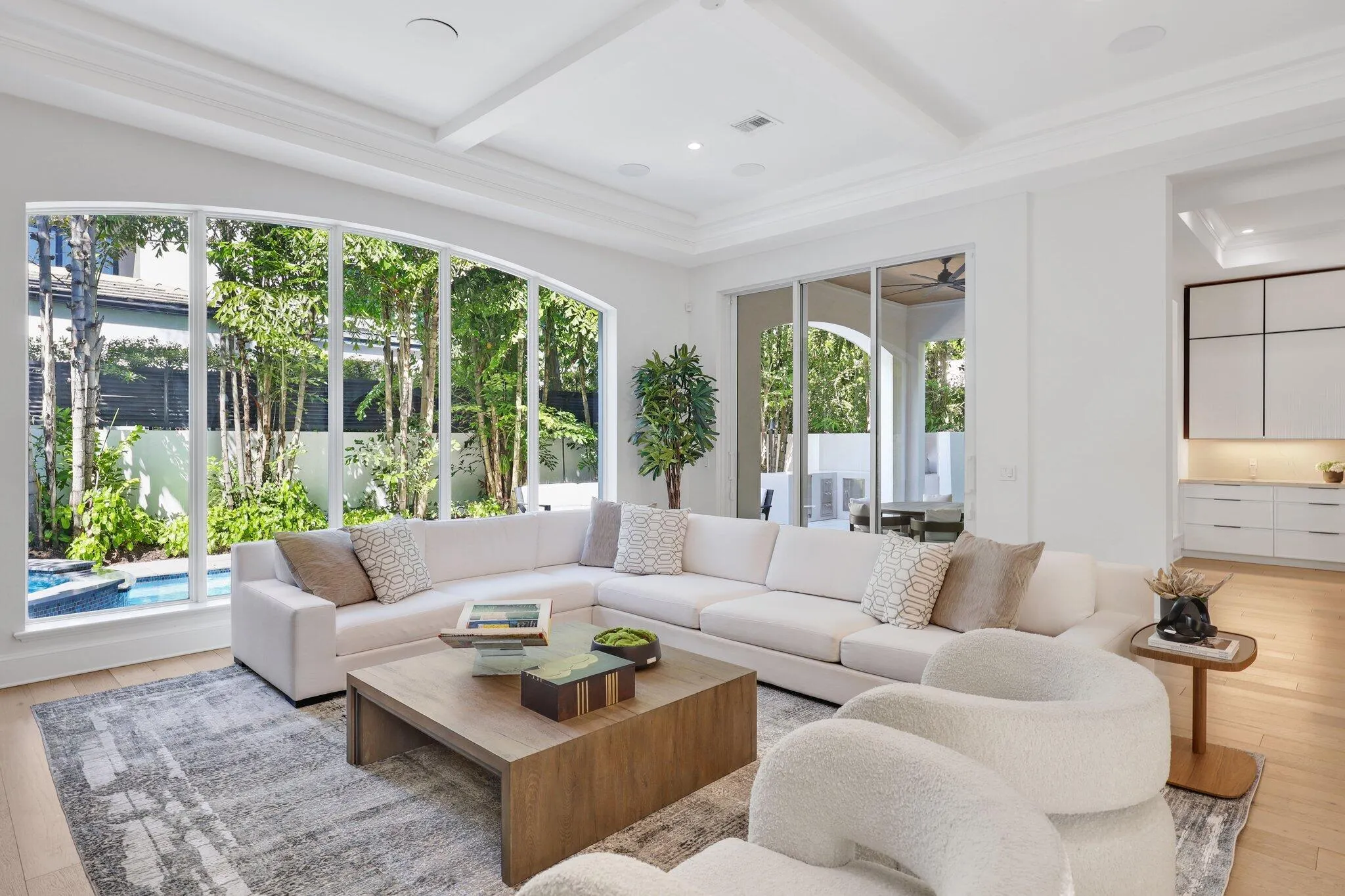 755 W Fern Drive