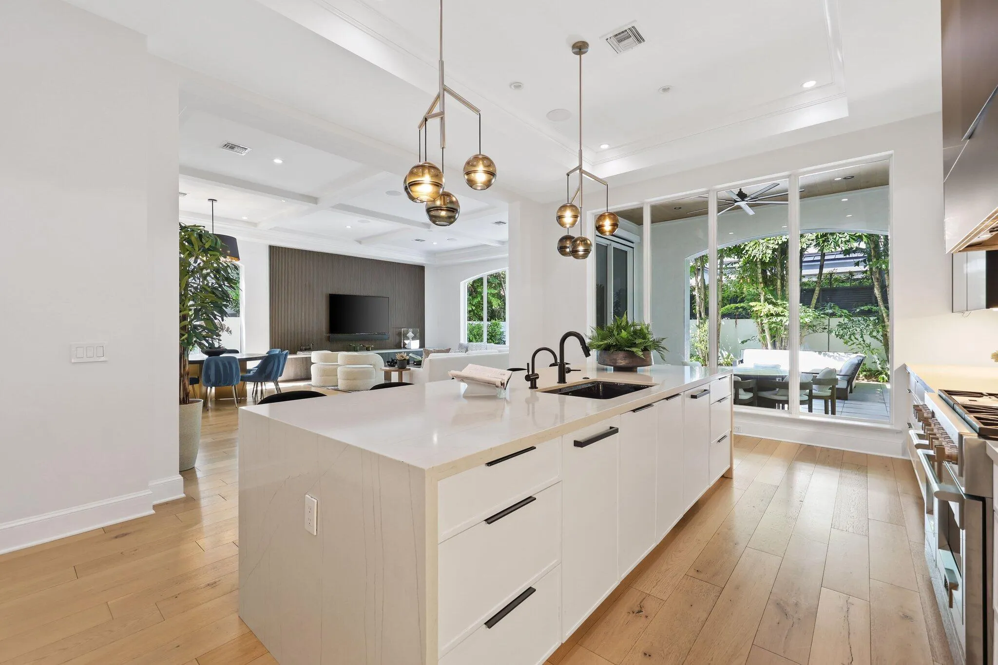 755 W Fern Drive