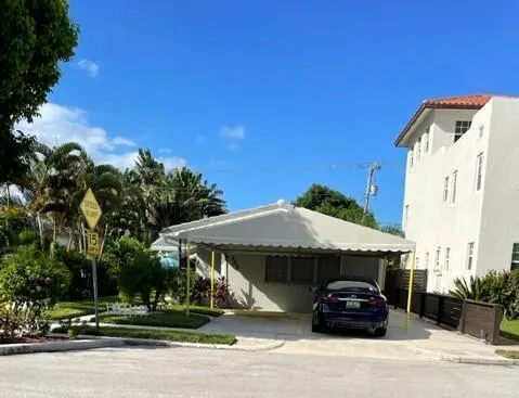 325 NOTTINGHAM Boulevard #1