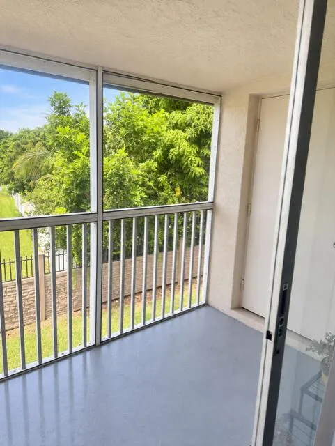 456 N LAUREL Drive #1507