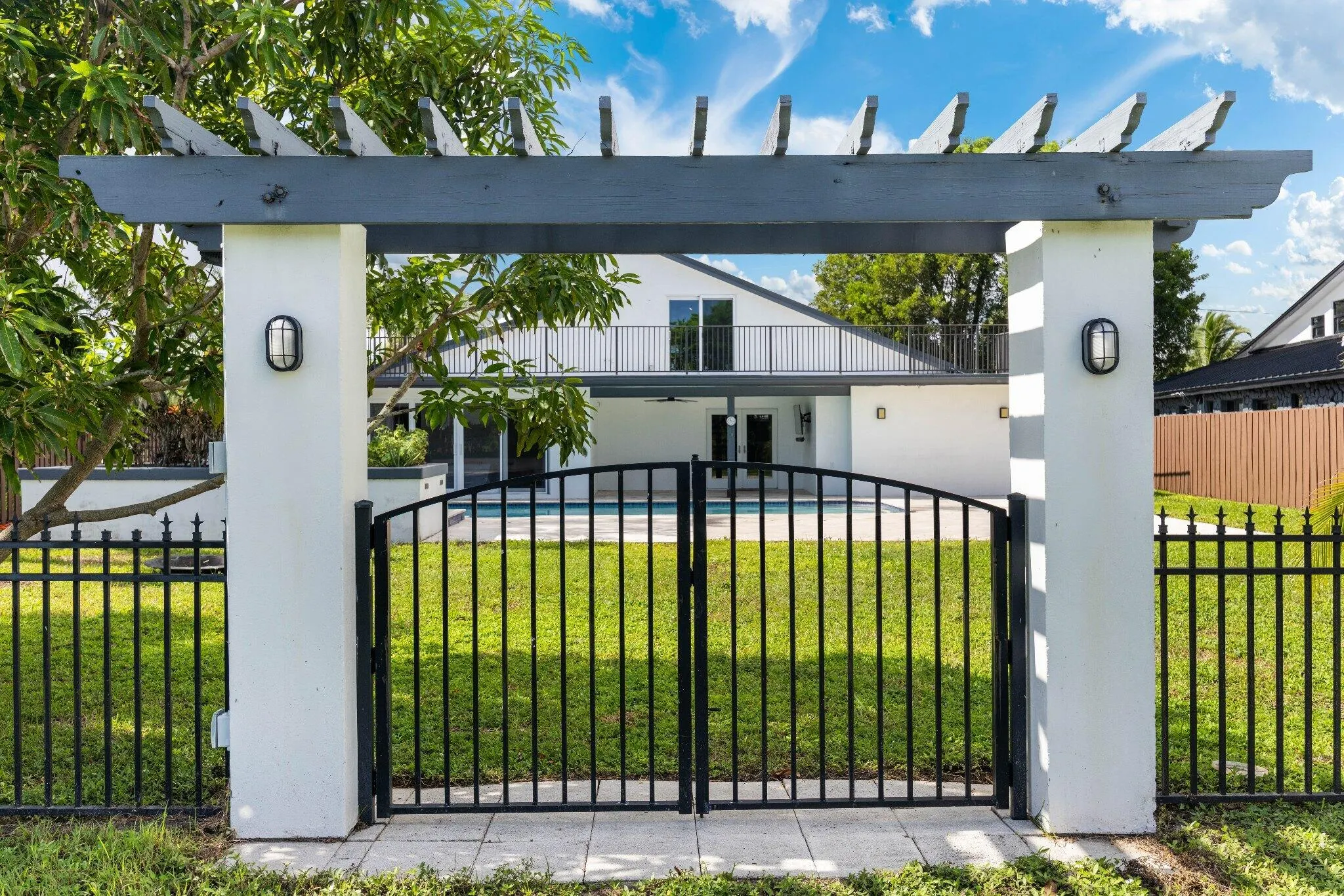 33 OREGON Lane