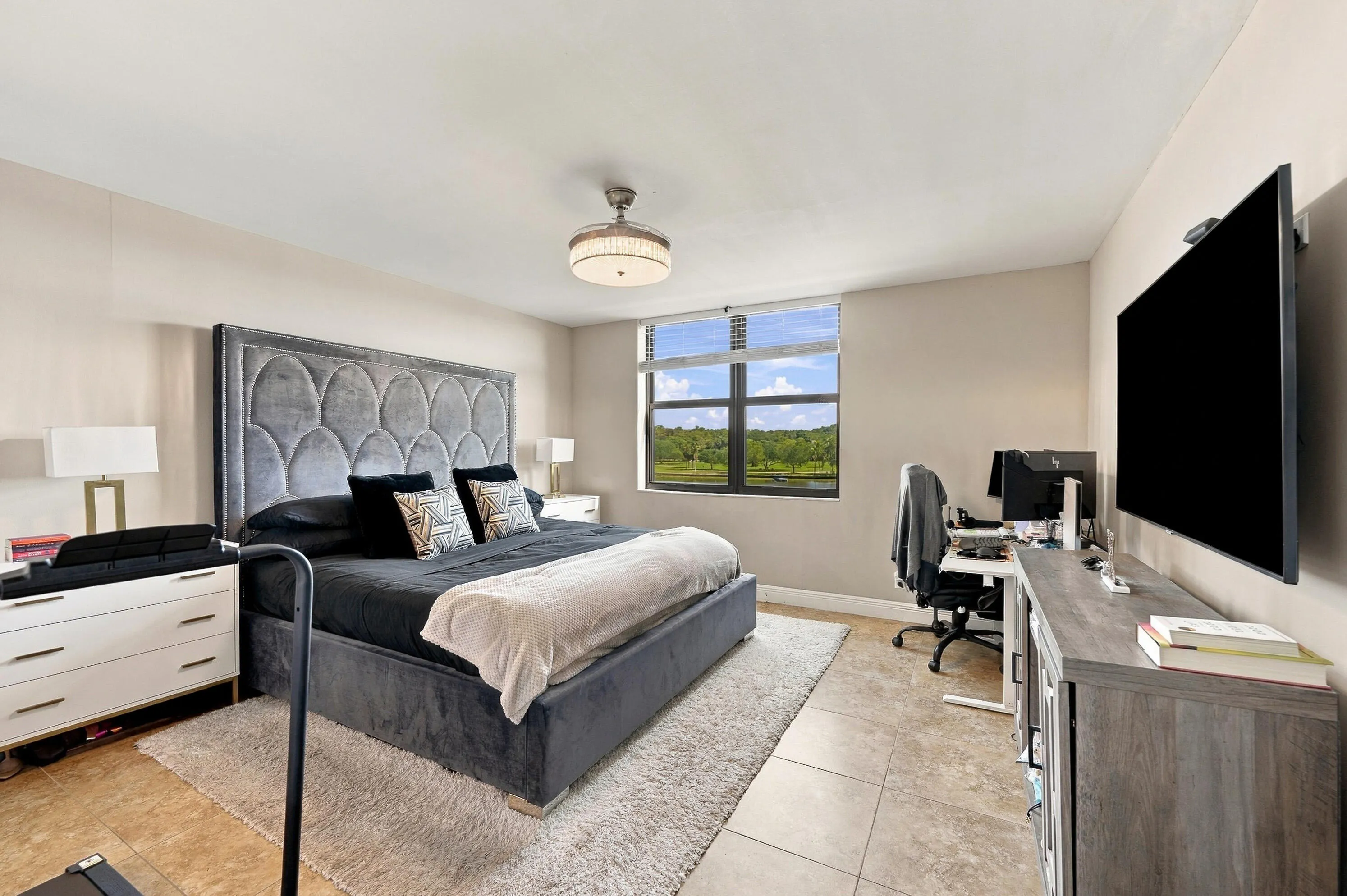 2766 Carambola Circle S #305