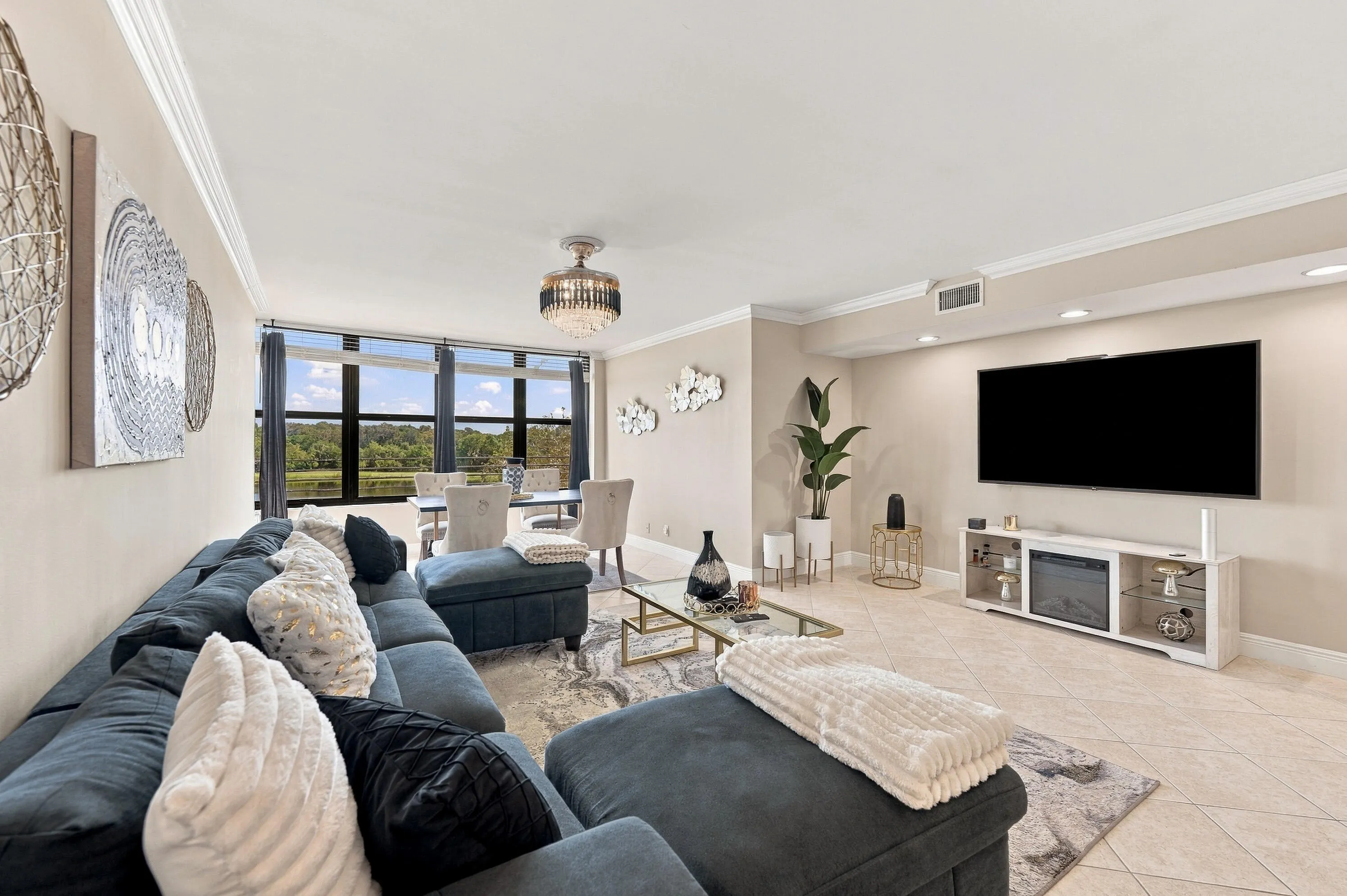 2766 Carambola Circle S #305