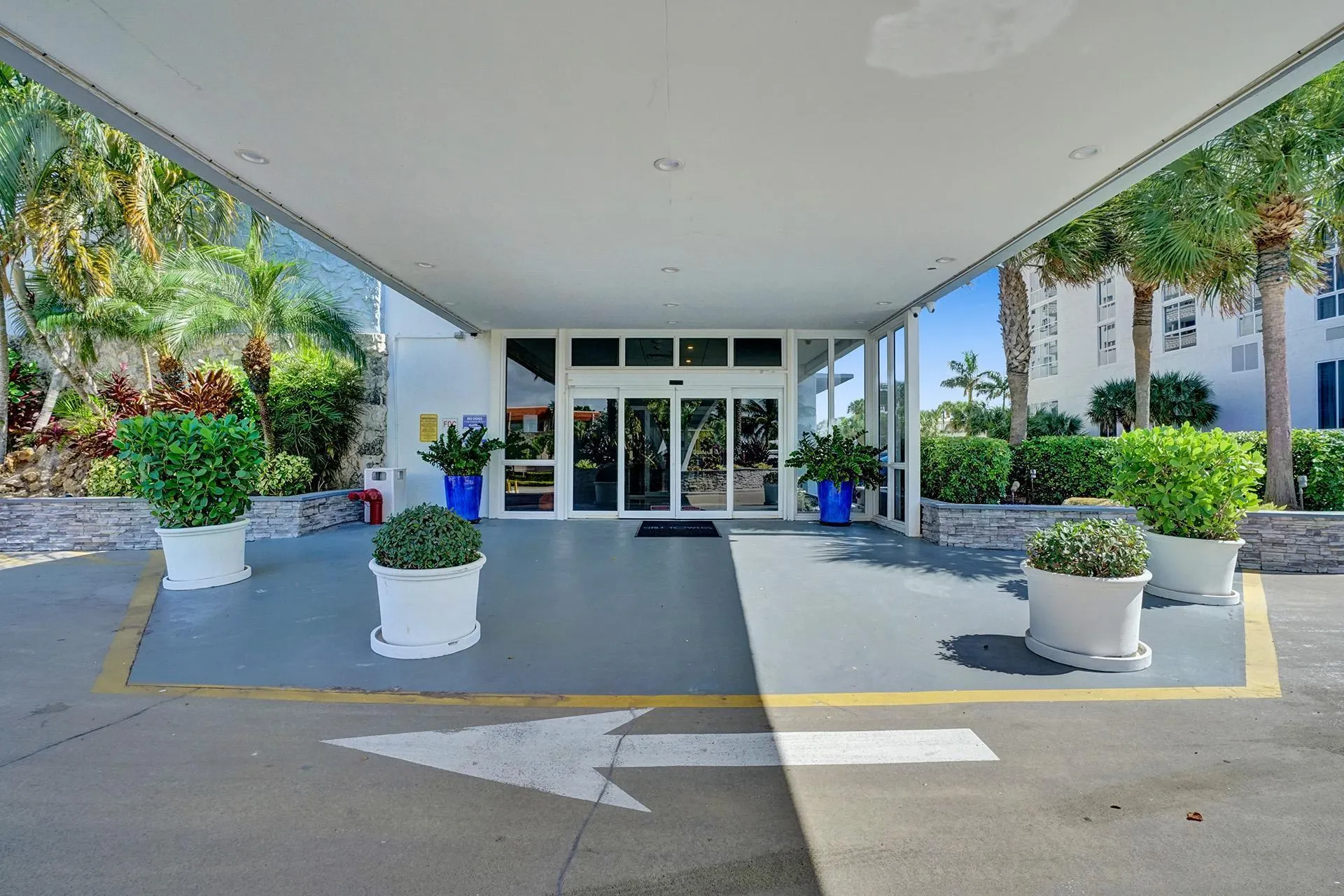 4250 Galt Ocean Drive #4P
