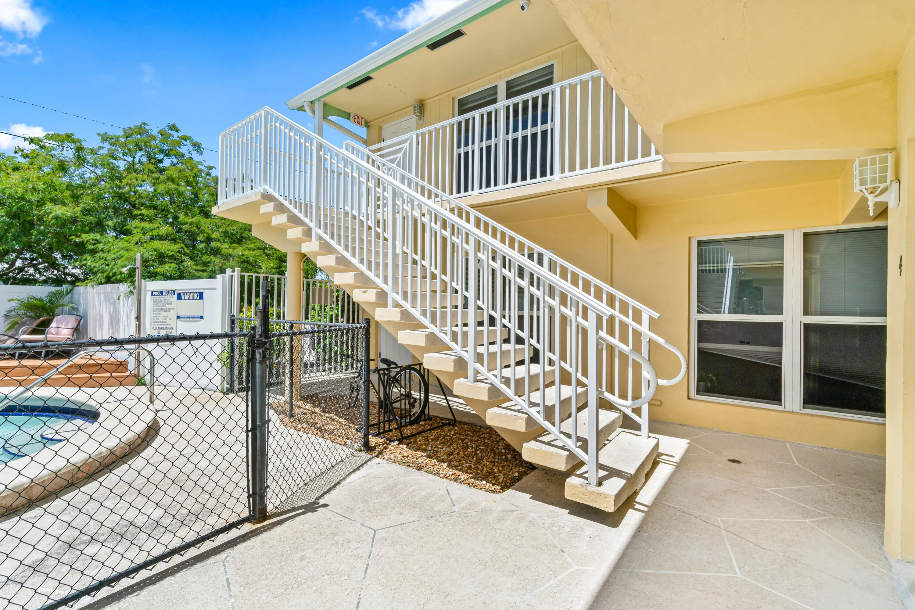 391 SE 19TH Avenue #8
