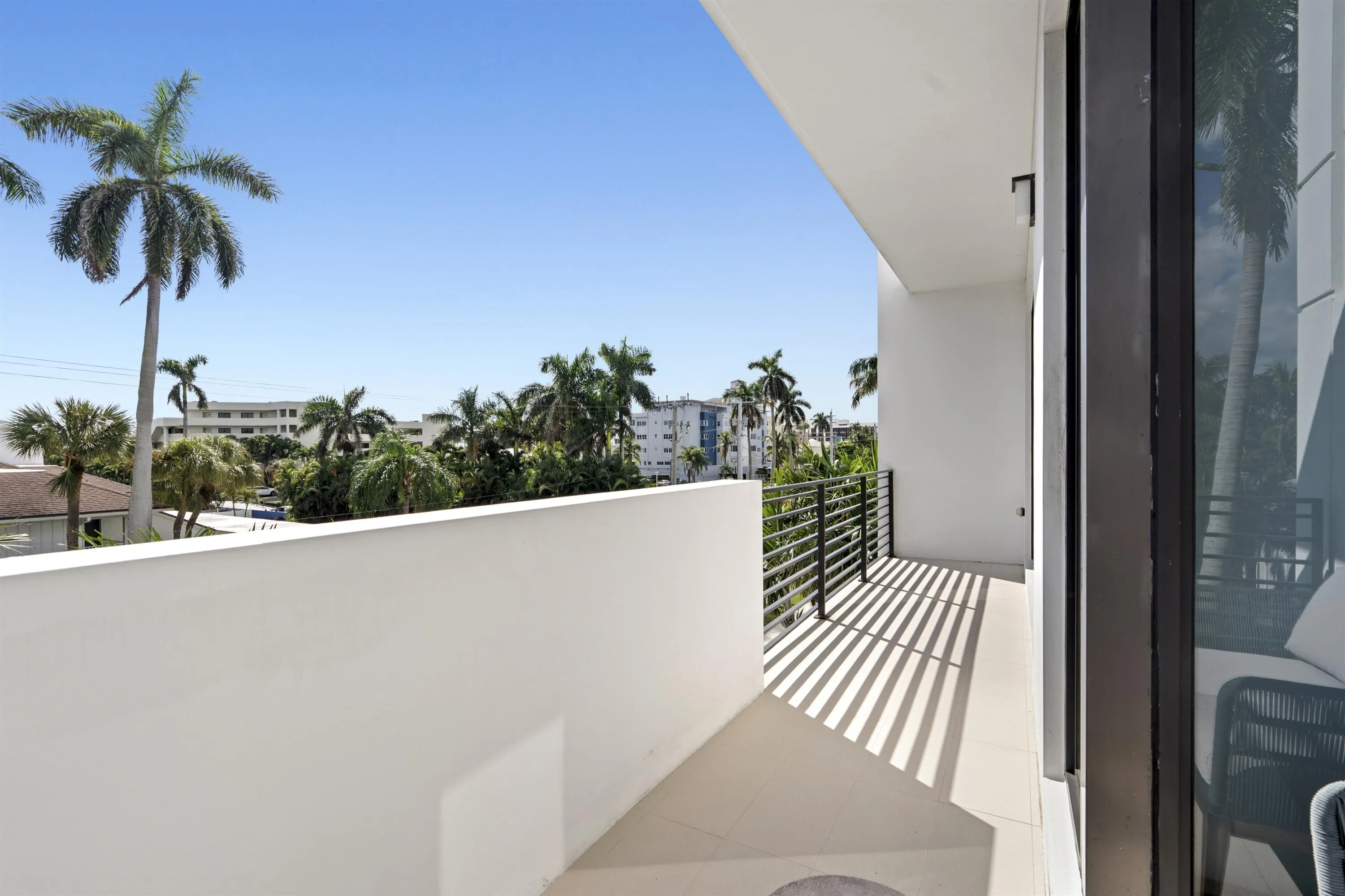 160 Andrews Avenue #3c