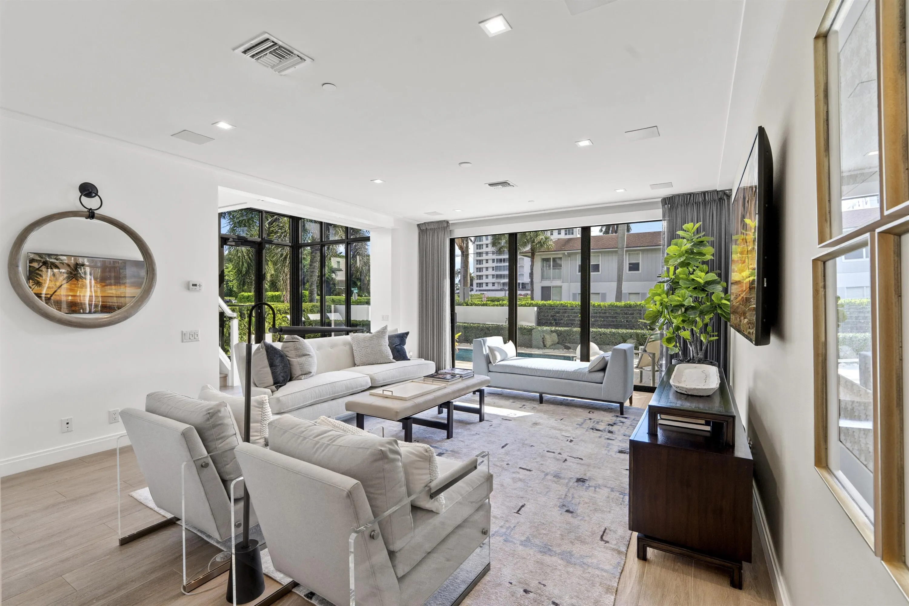 160 Andrews Avenue #3c