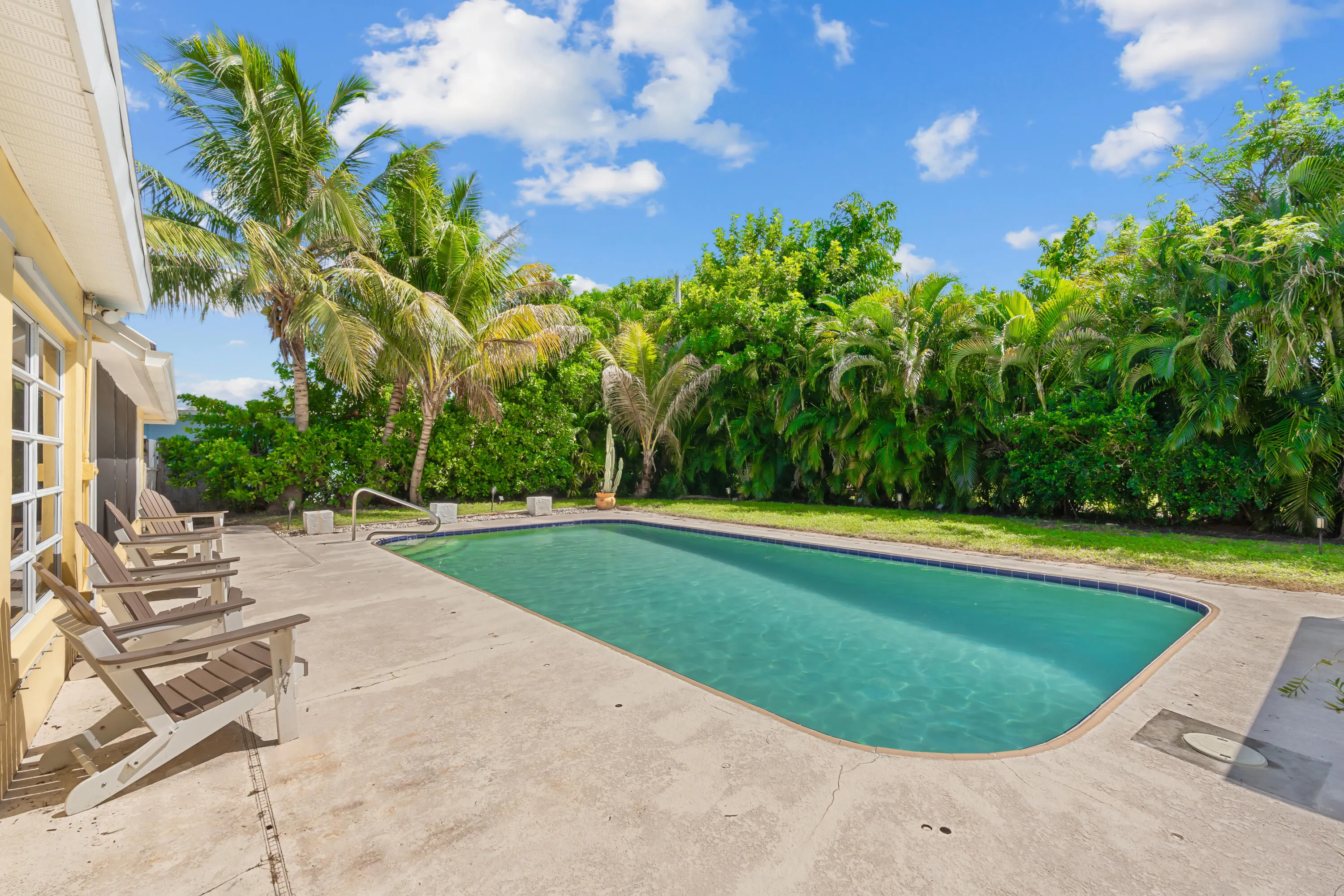 214 NE 28TH Road