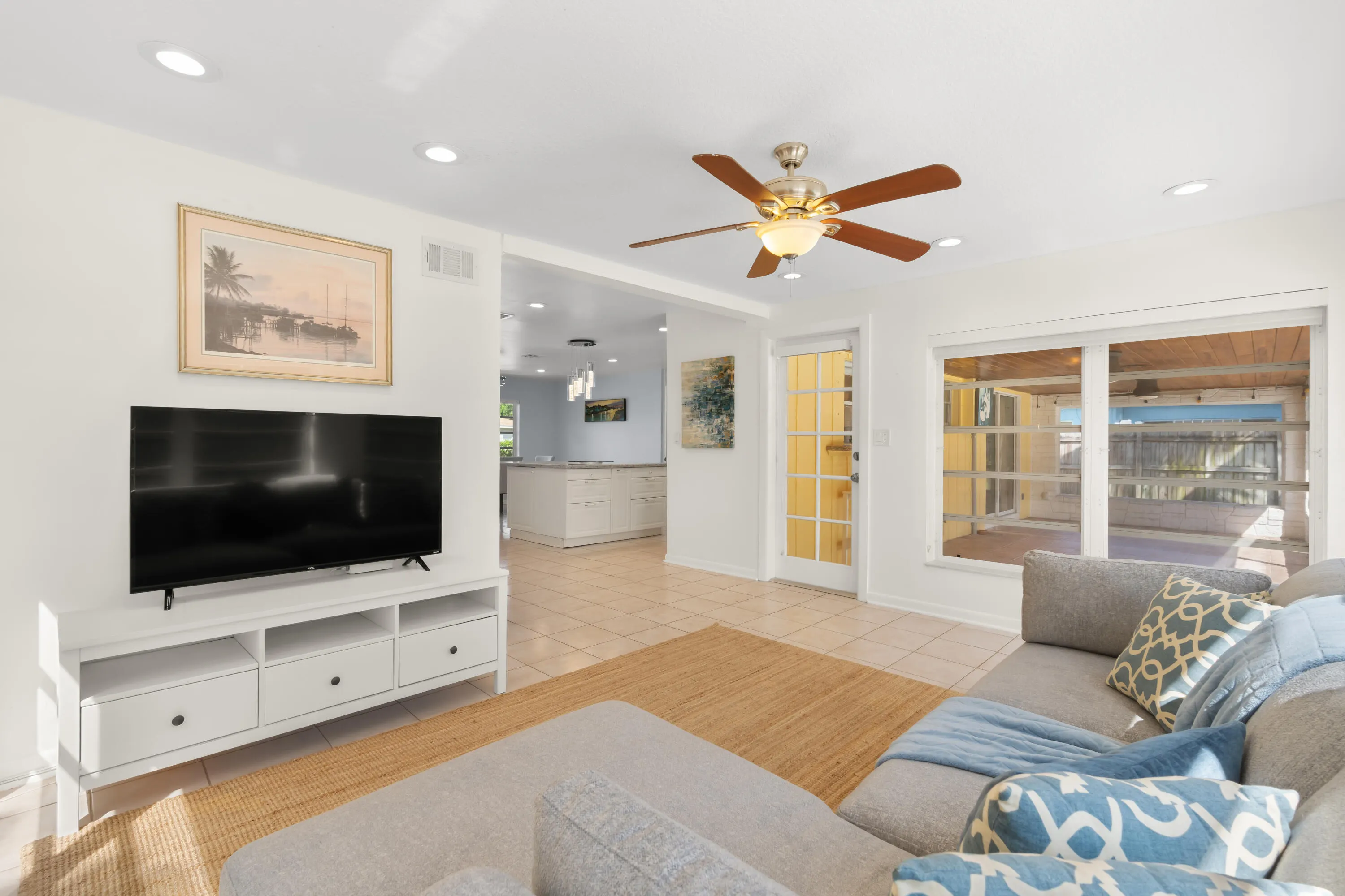 214 NE 28TH Road