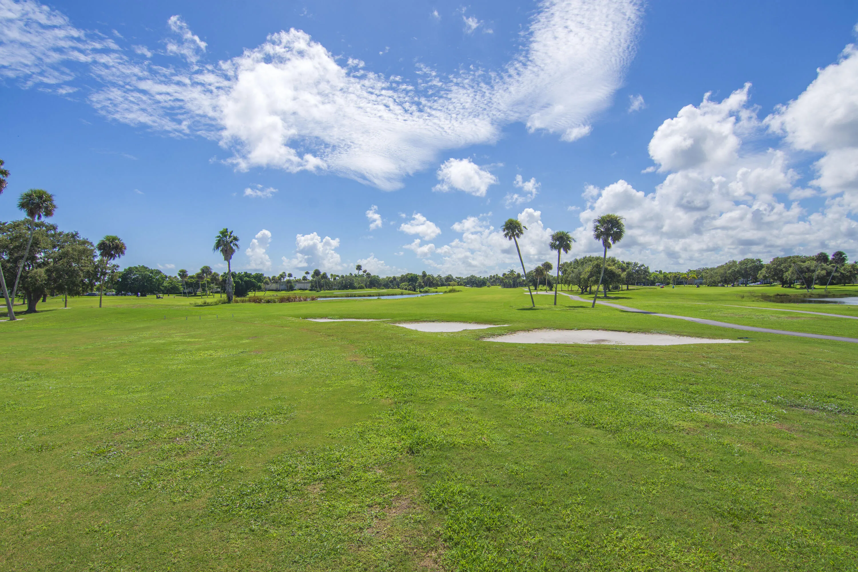 36 VISTA GARDENS Trail #202