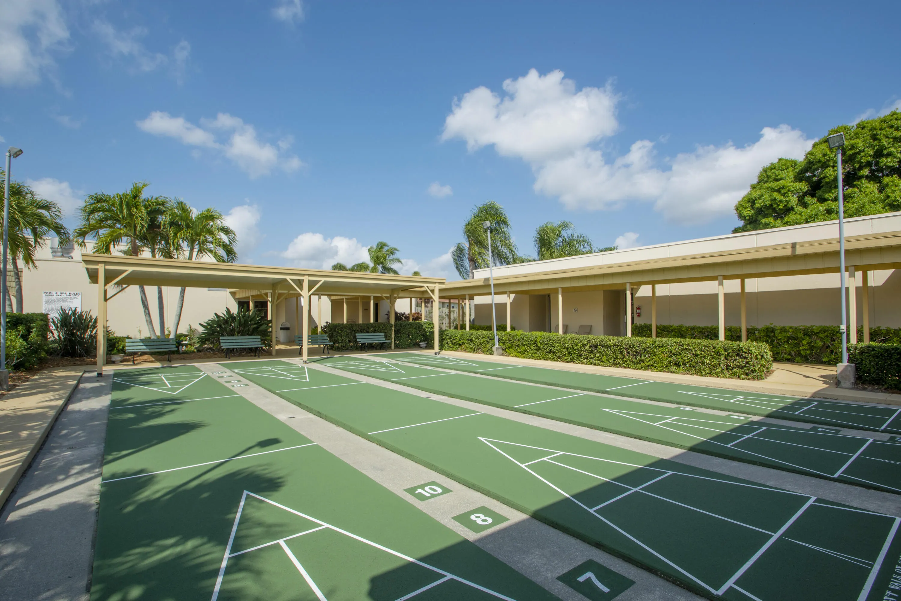 36 VISTA GARDENS Trail #202