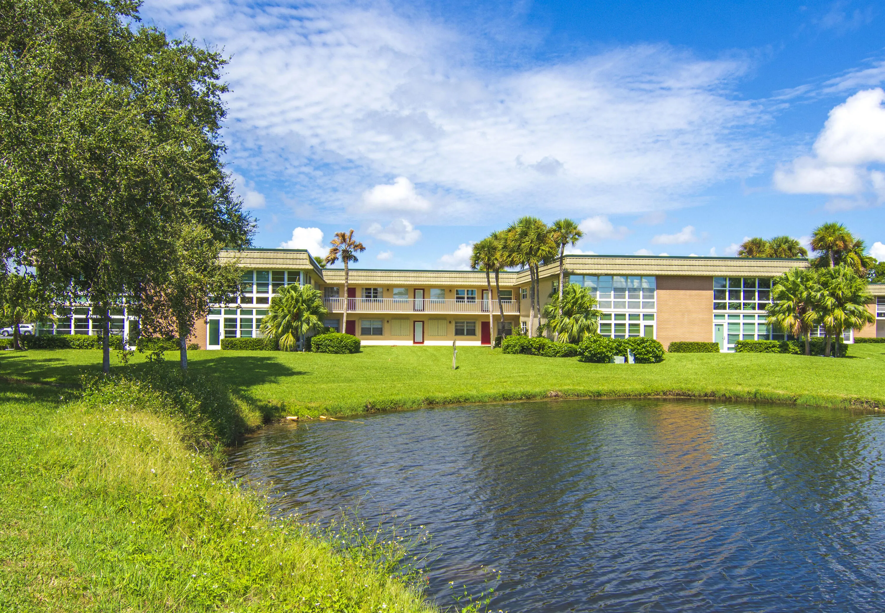 36 VISTA GARDENS Trail #202