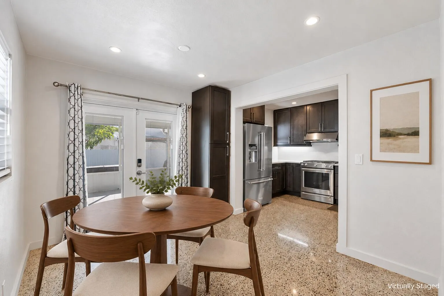 5400 NE 4TH Terrace