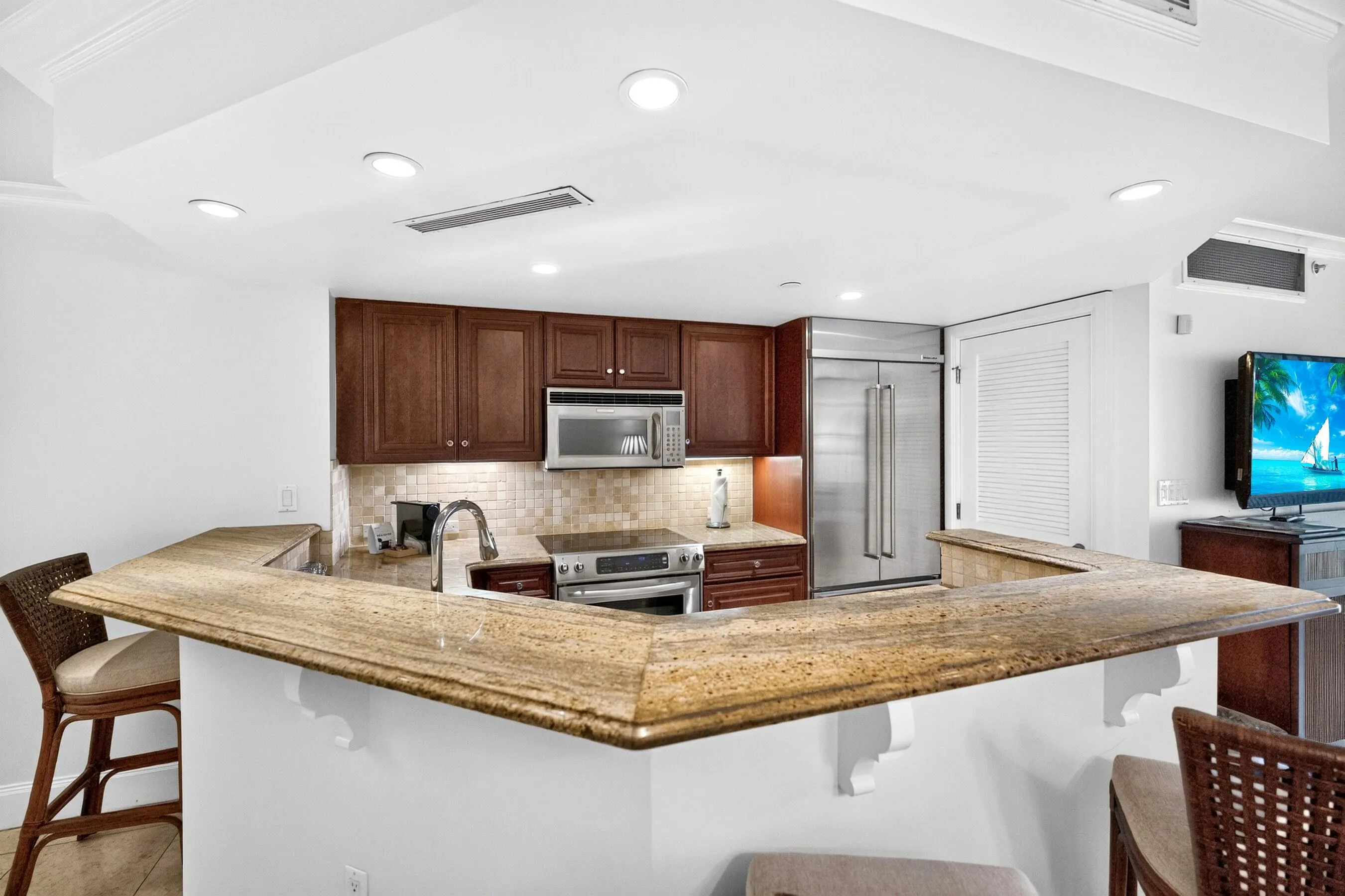 3500 Ocean Drive #421