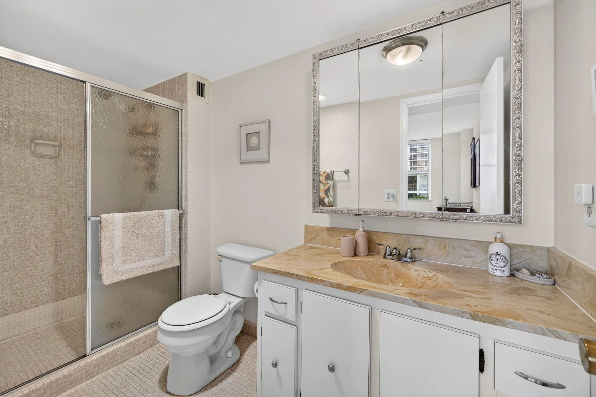 2000 S OCEAN Boulevard #3B
