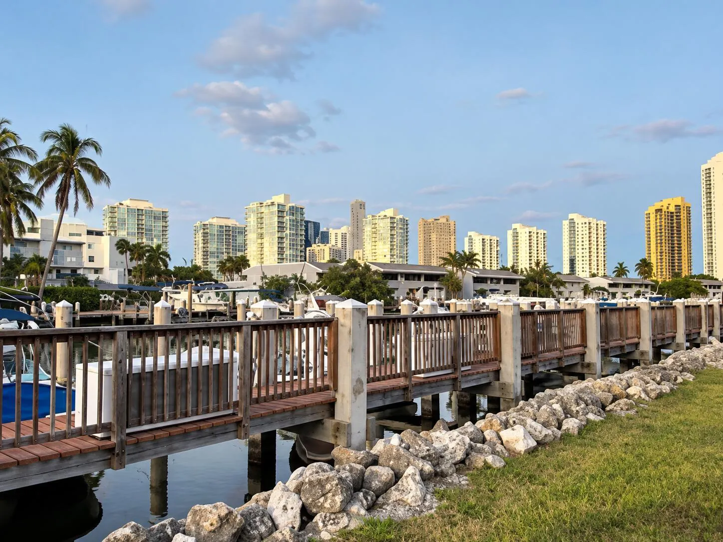 400 Kings Point Drive #1030