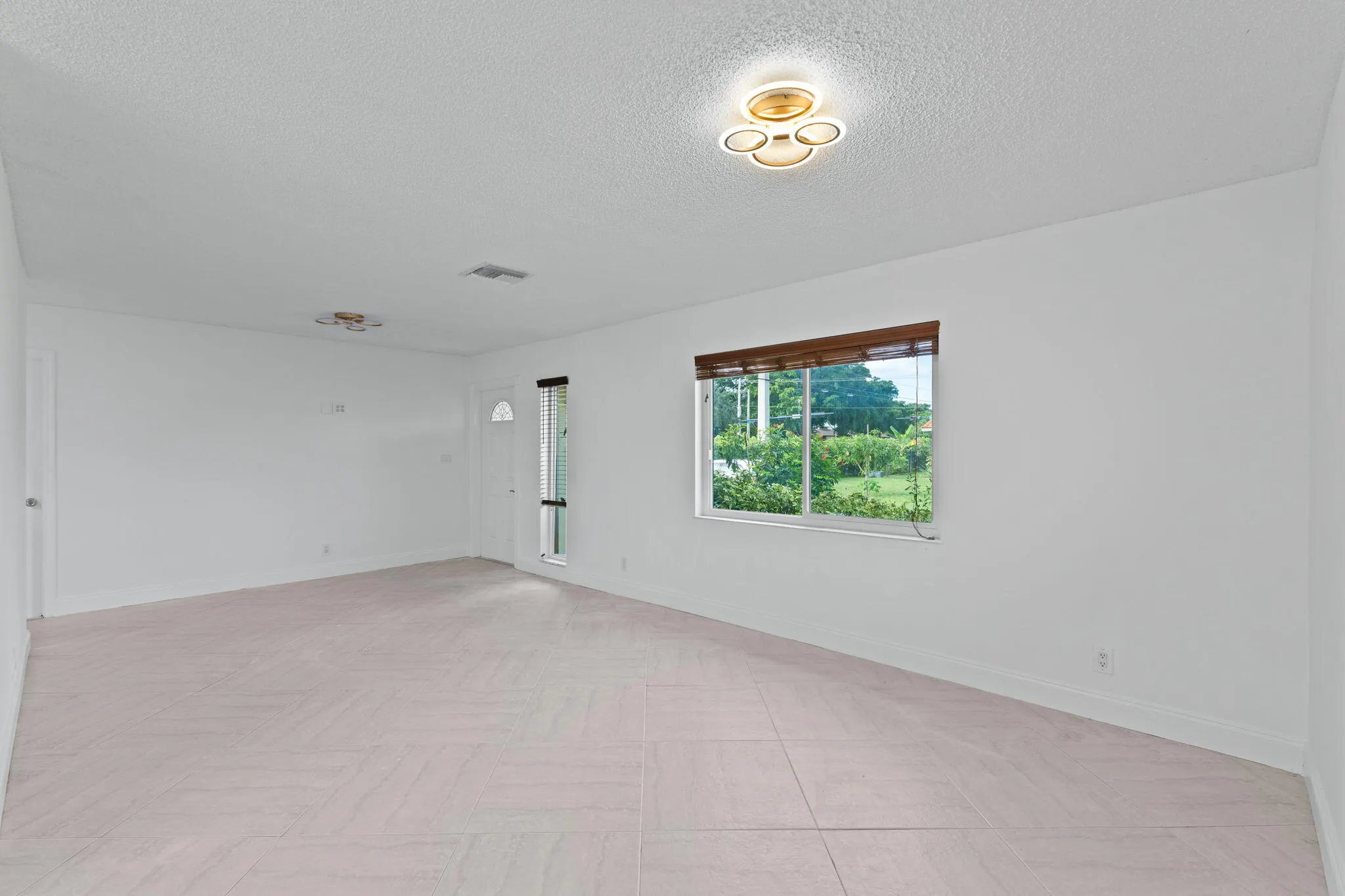 2315 NW 98th Lane