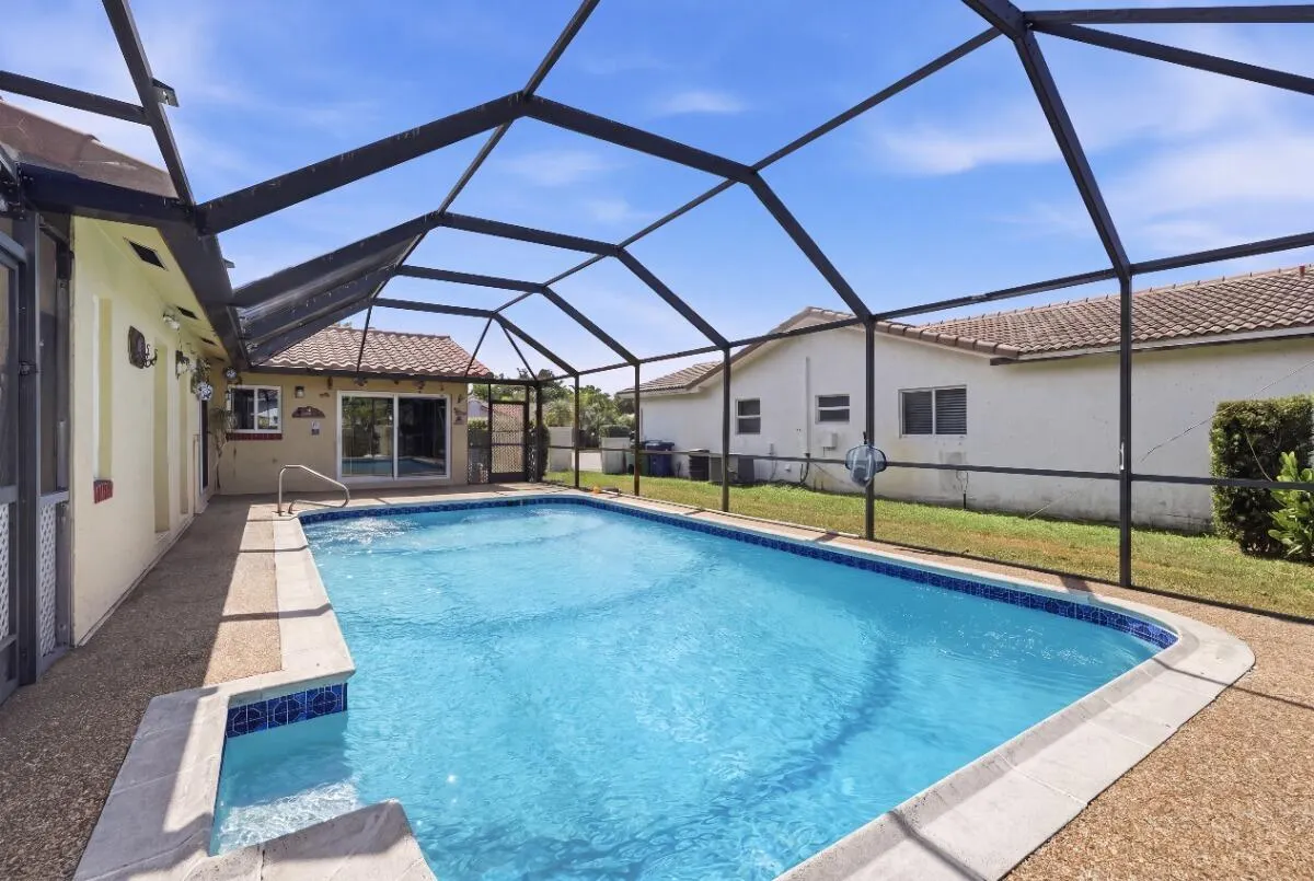 2315 NW 98th Lane