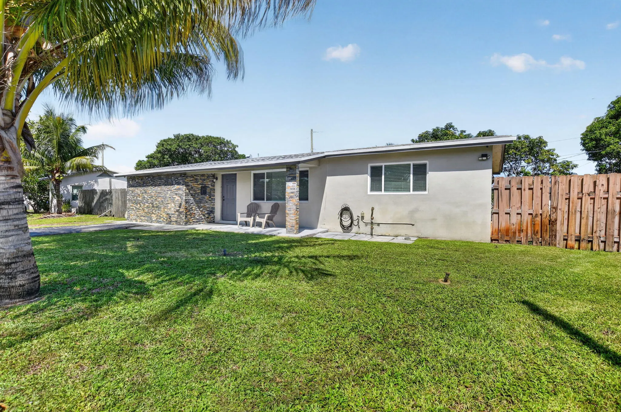 103 SW 14th Street