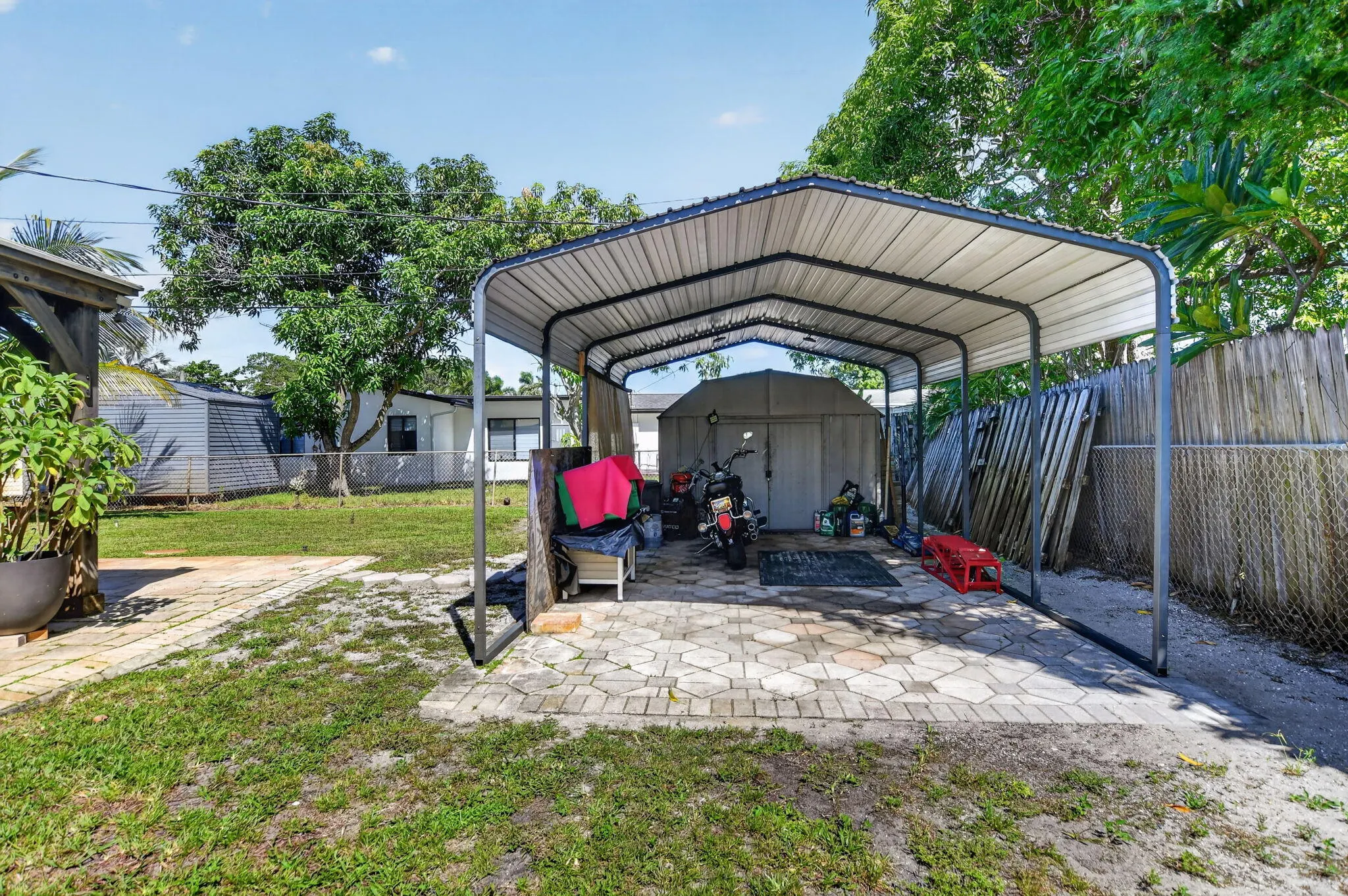 103 SW 14th Street
