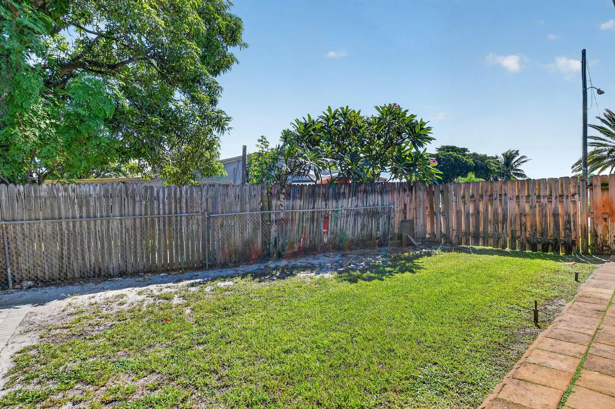 103 SW 14th Street