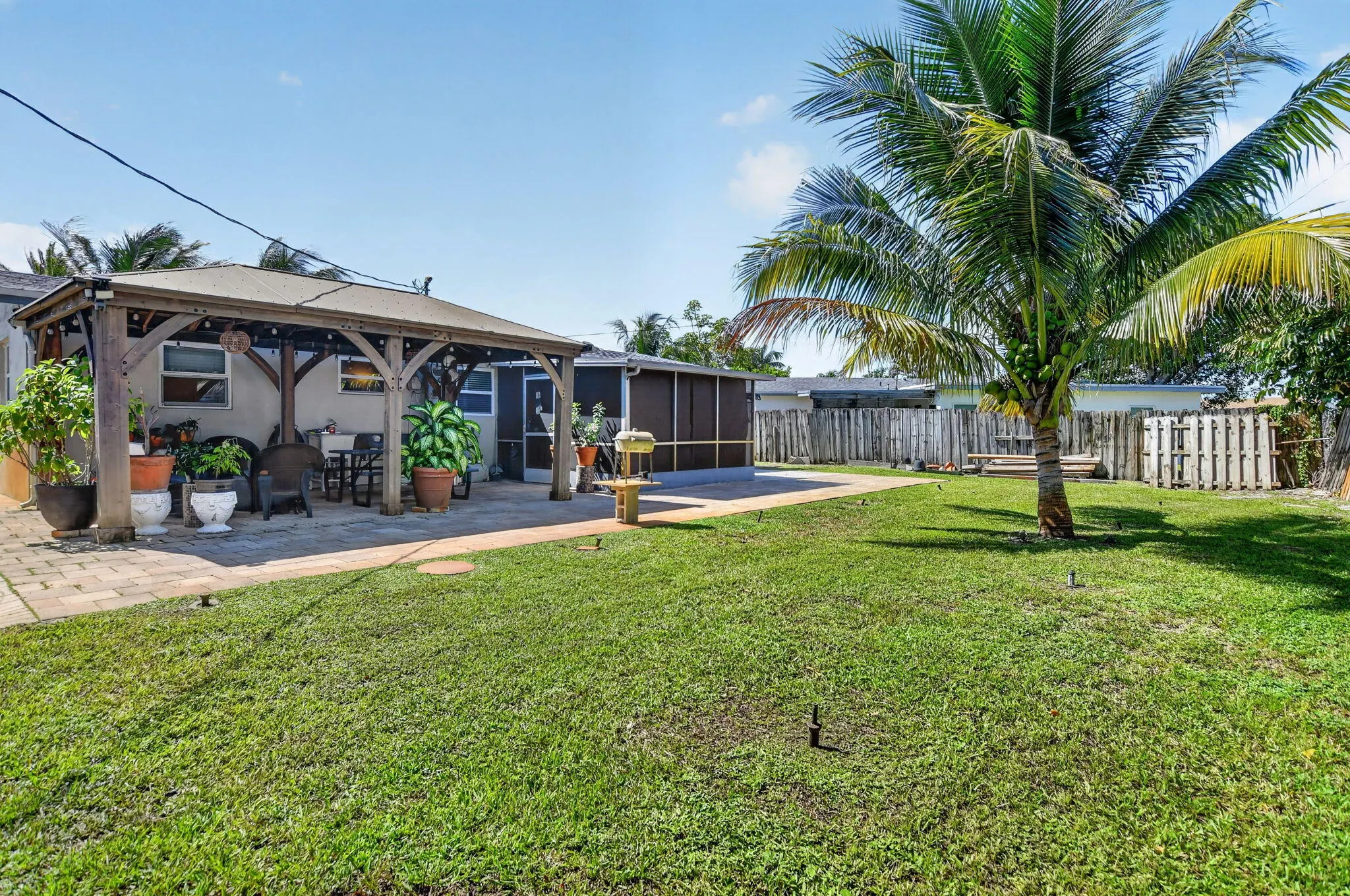103 SW 14th Street