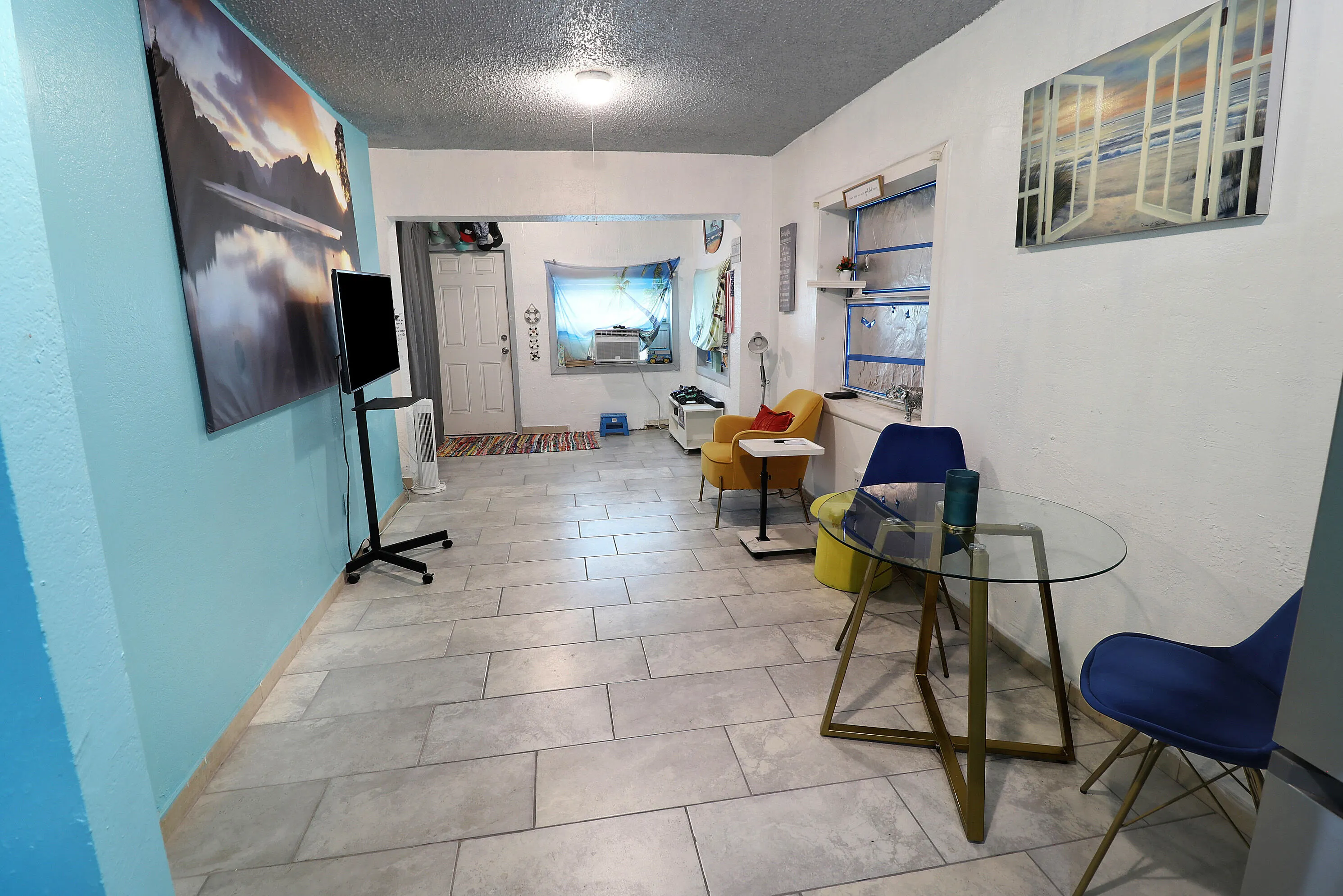 207 SW 4TH Street