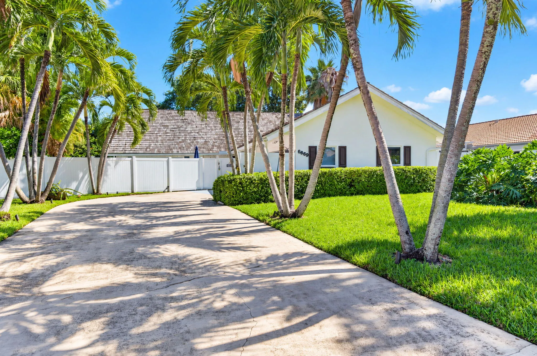 6869 Terra Tranquila Drive