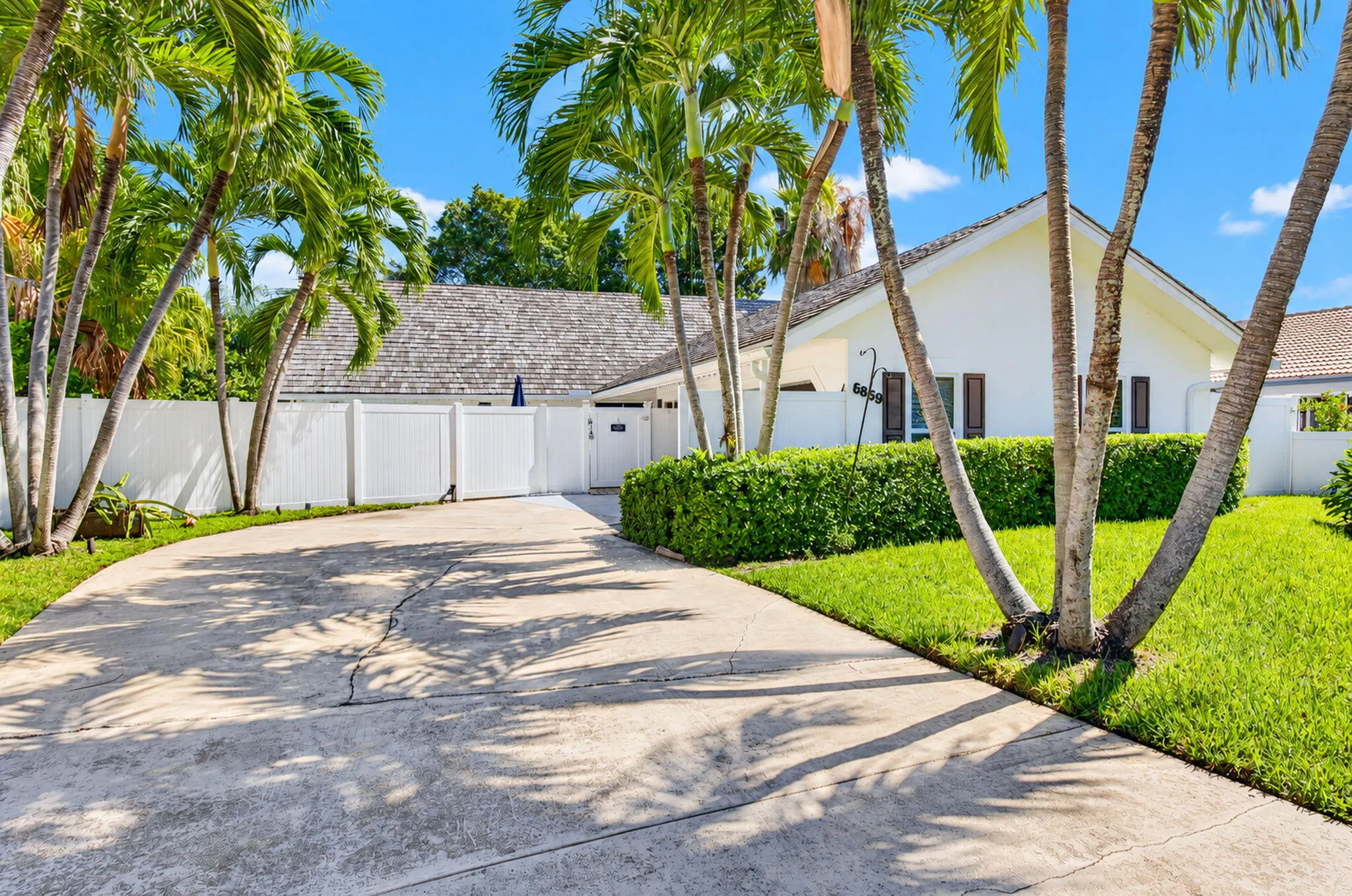 6869 Terra Tranquila Drive
