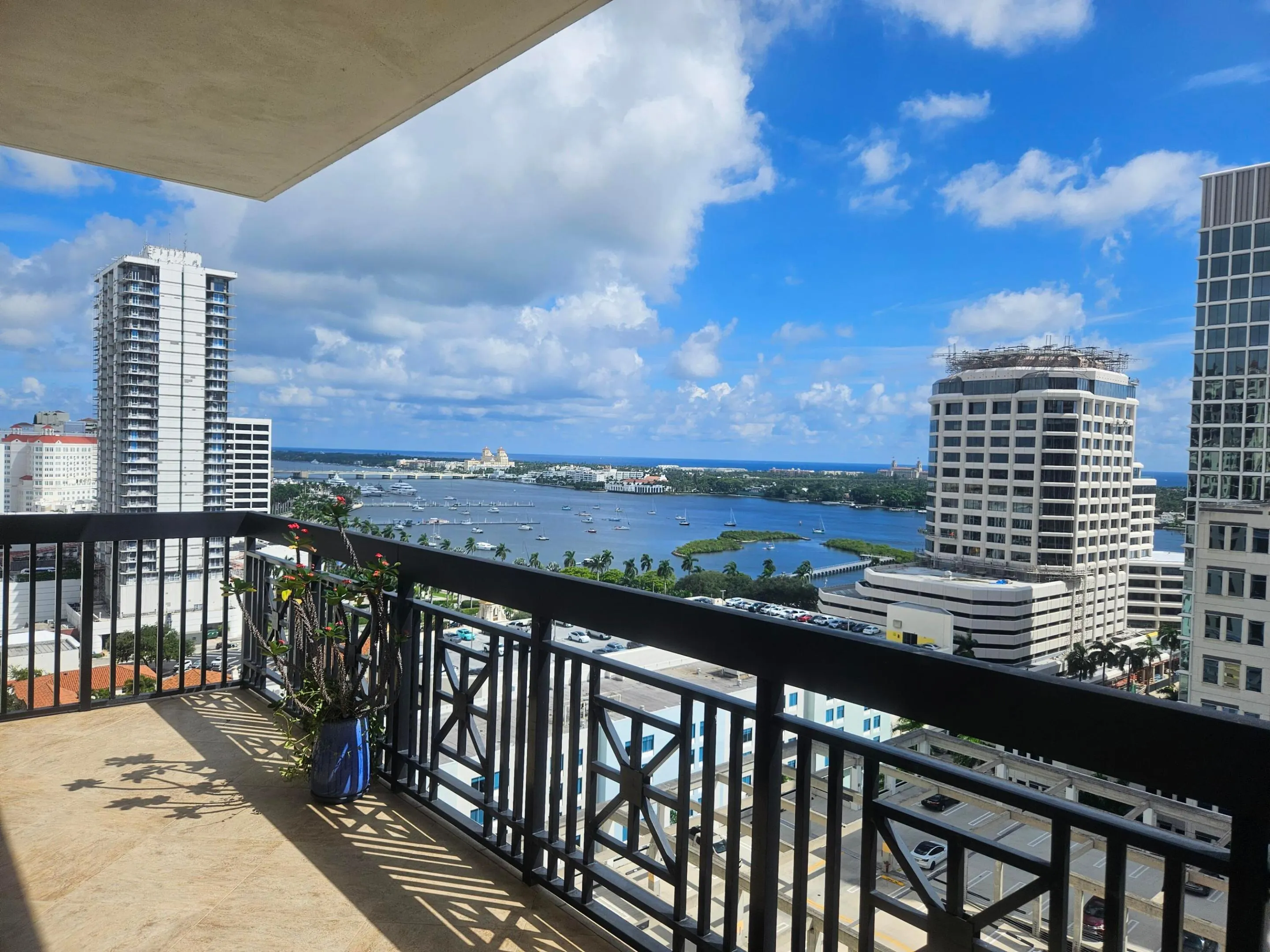 801 S Olive Avenue #1506