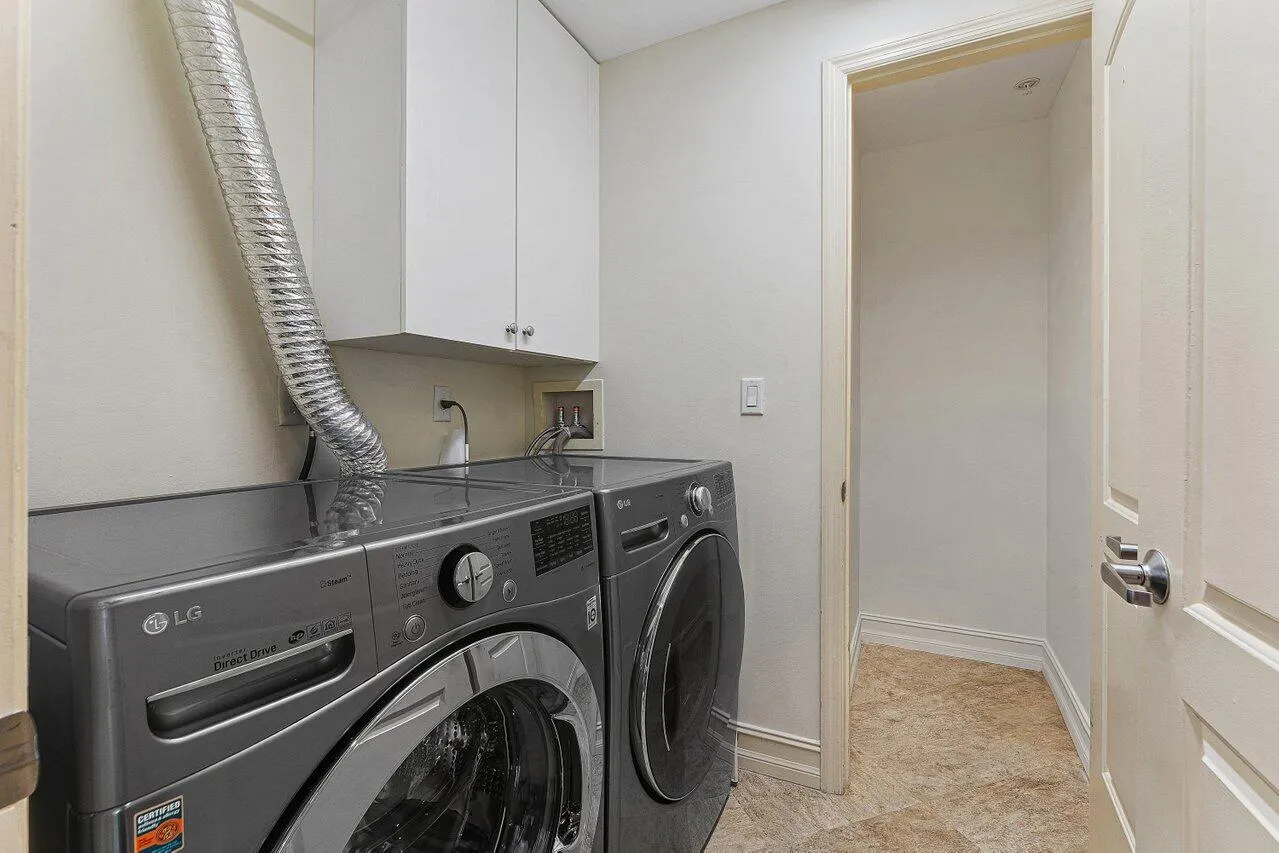 801 S Olive Avenue #1506