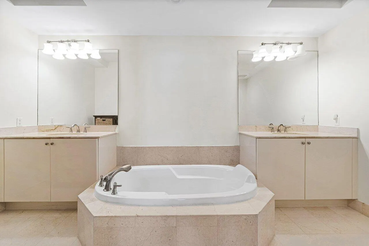 801 S Olive Avenue #1506