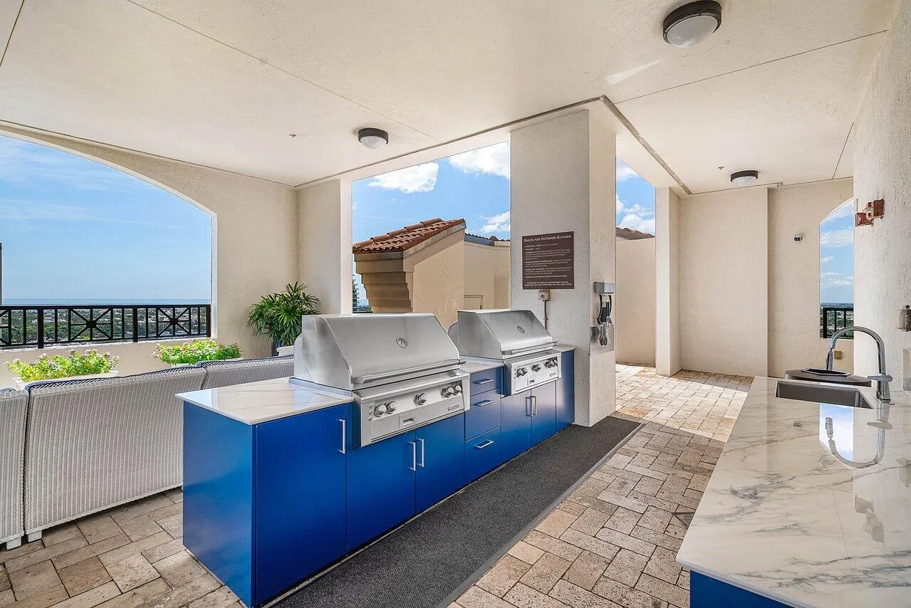 801 S Olive Avenue #1506
