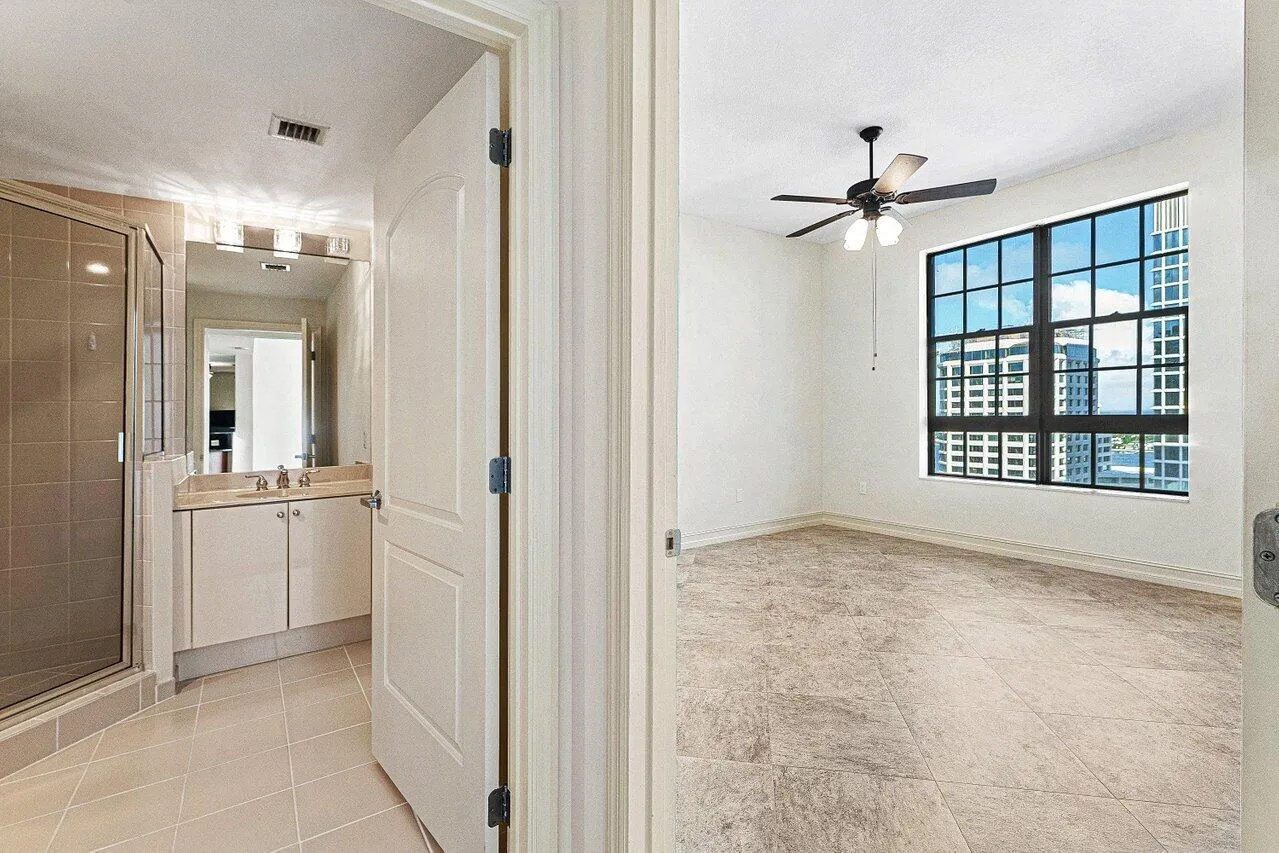 801 S Olive Avenue #1506