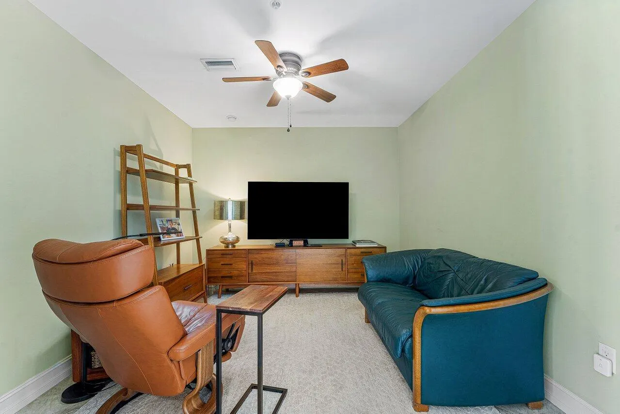 801 S Olive Avenue #1506
