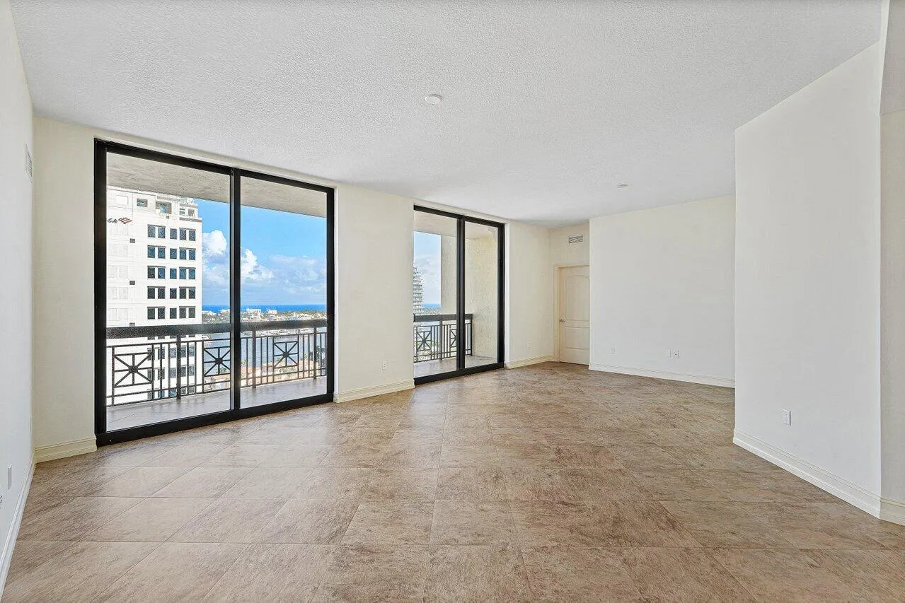 801 S Olive Avenue #1506