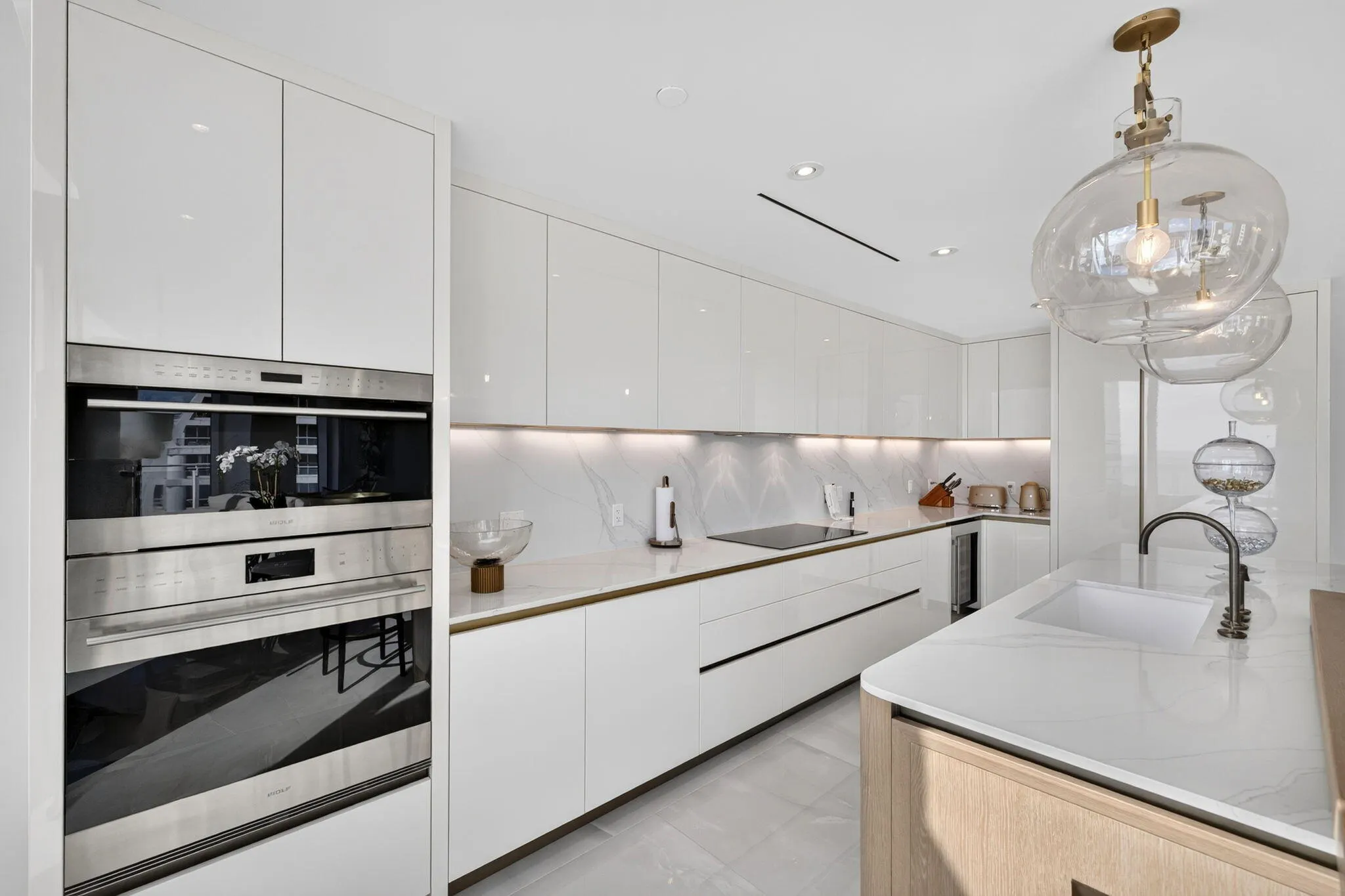 525 N FORT LAUDERDALE BEACH Boulevard #1602