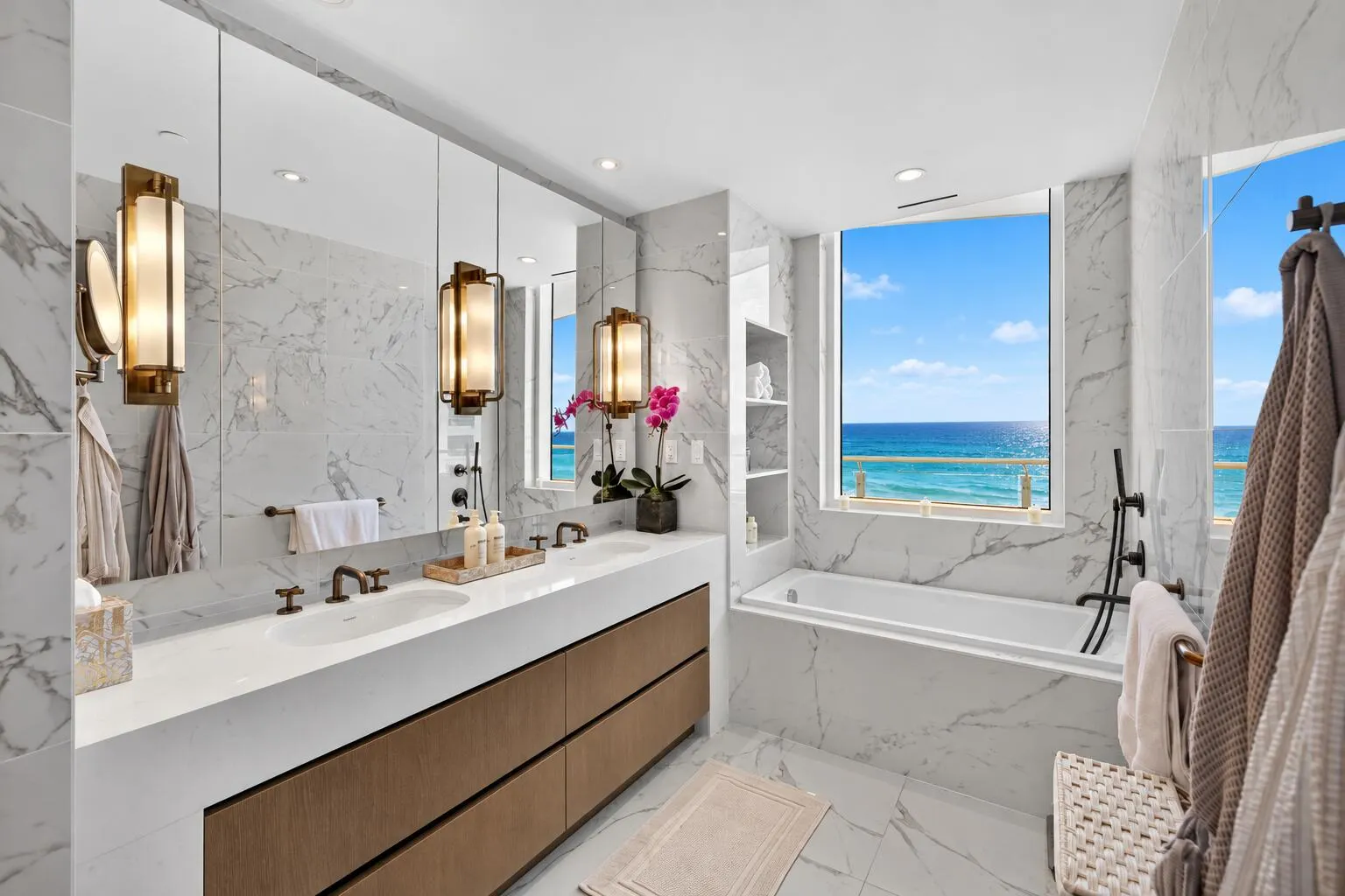 525 N FORT LAUDERDALE BEACH Boulevard #1602