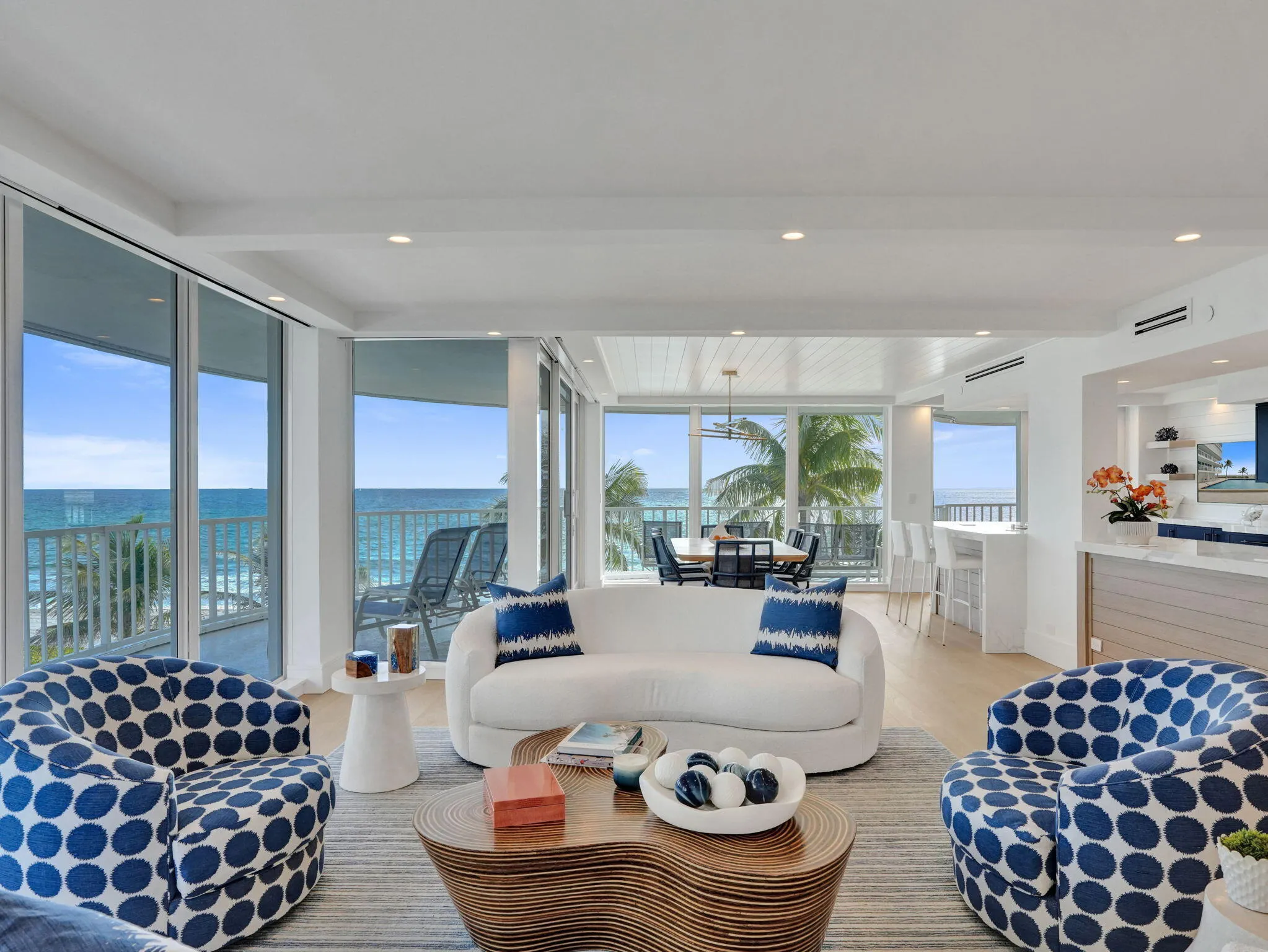3211 S OCEAN Boulevard #402
