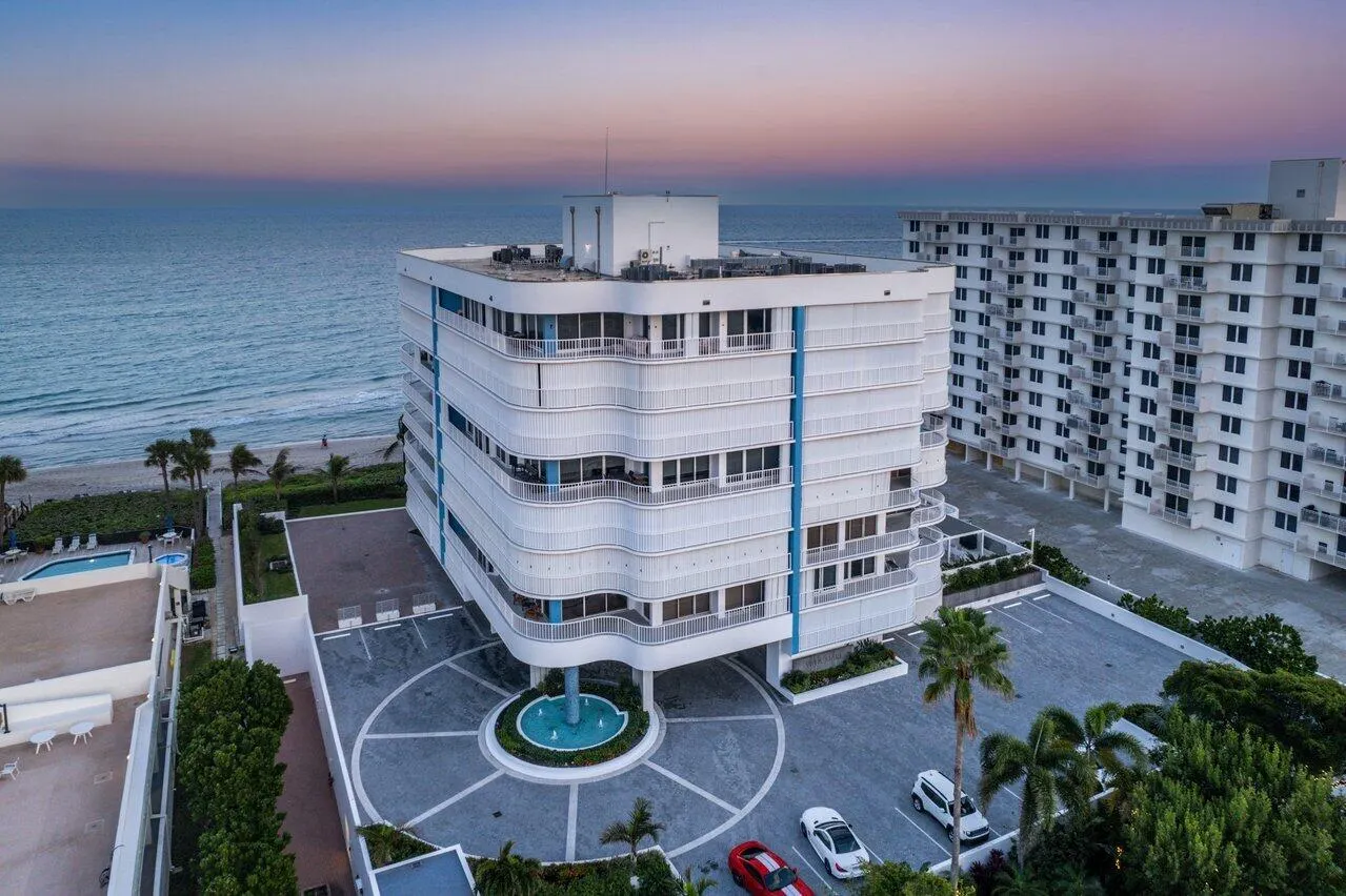 3211 S OCEAN Boulevard #402