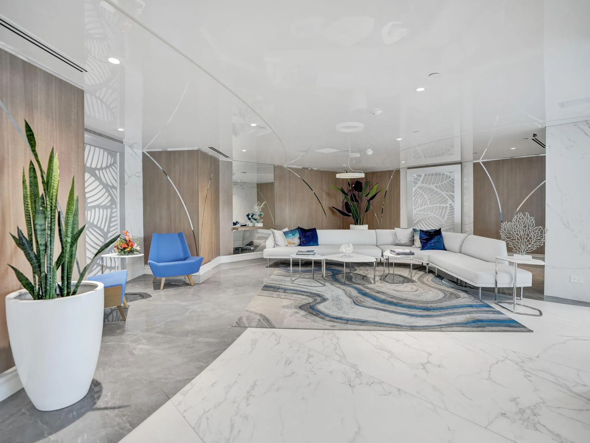 3211 S OCEAN Boulevard #402