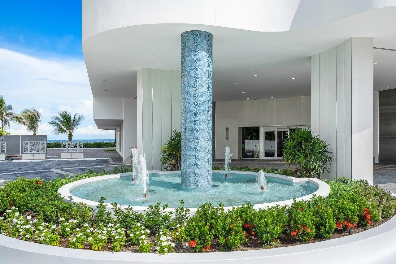 3211 S OCEAN Boulevard #402