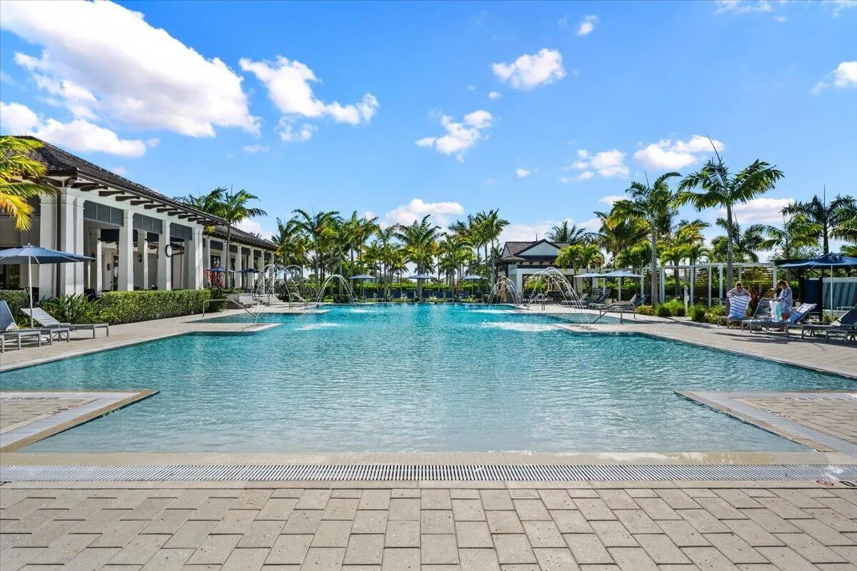 12538 Nautilus Circle