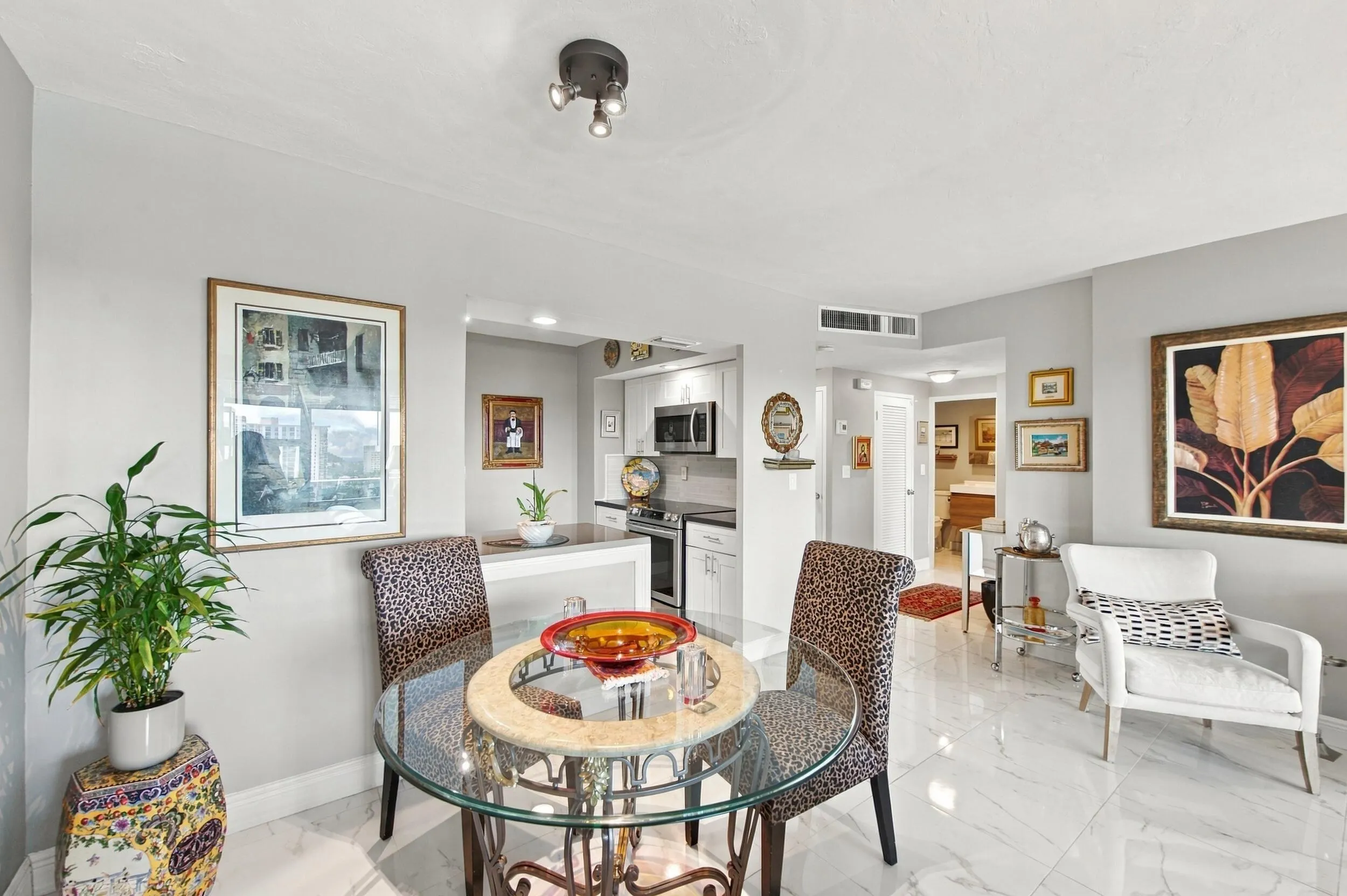 3333 NE 34th Street #1120