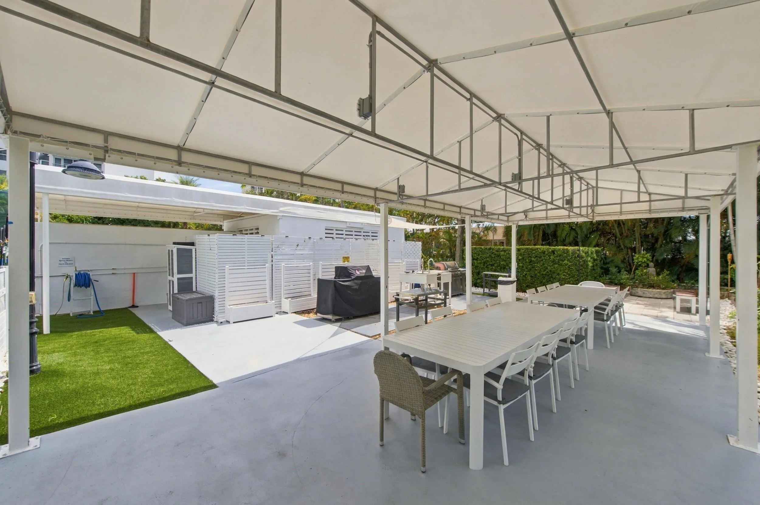 3333 NE 34th Street #1120