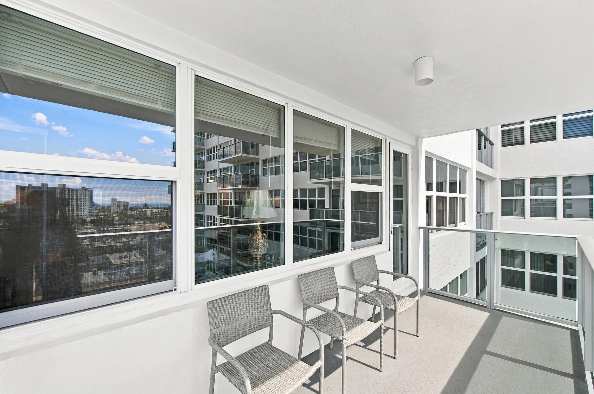 3333 NE 34th Street #1120