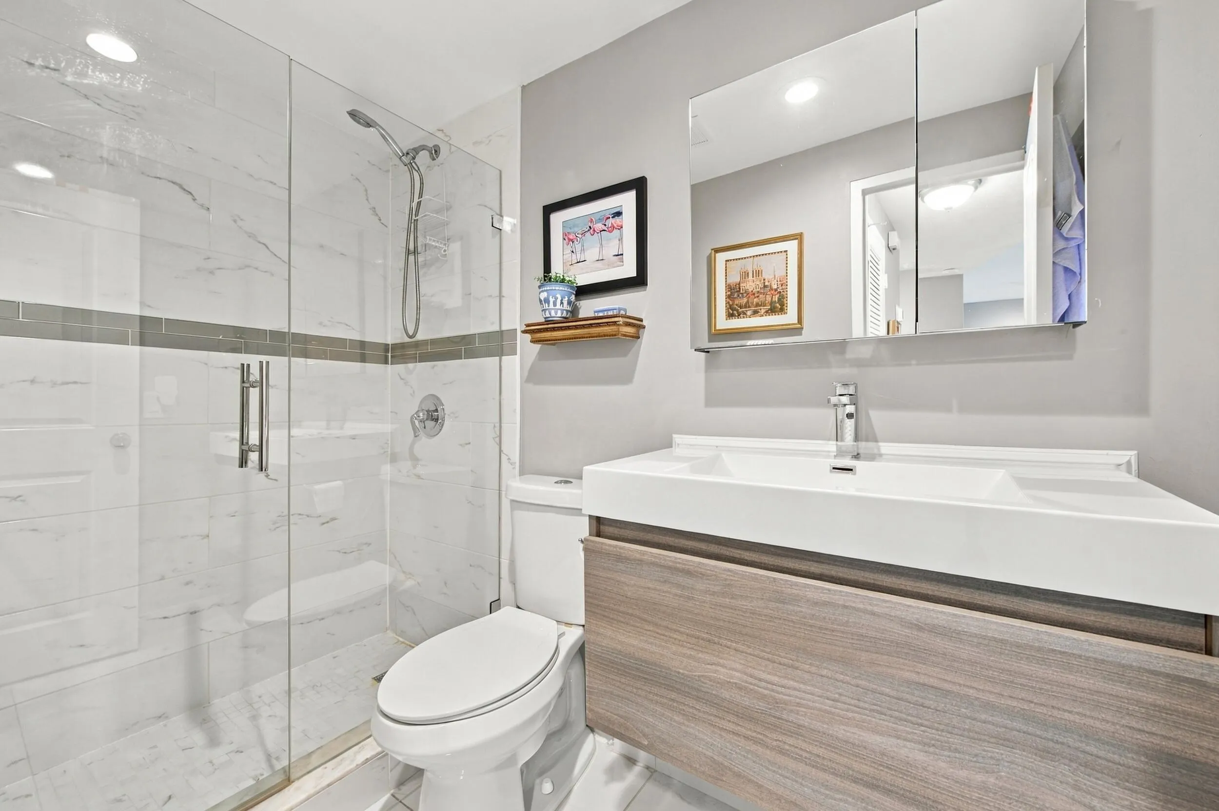 3333 NE 34th Street #1120